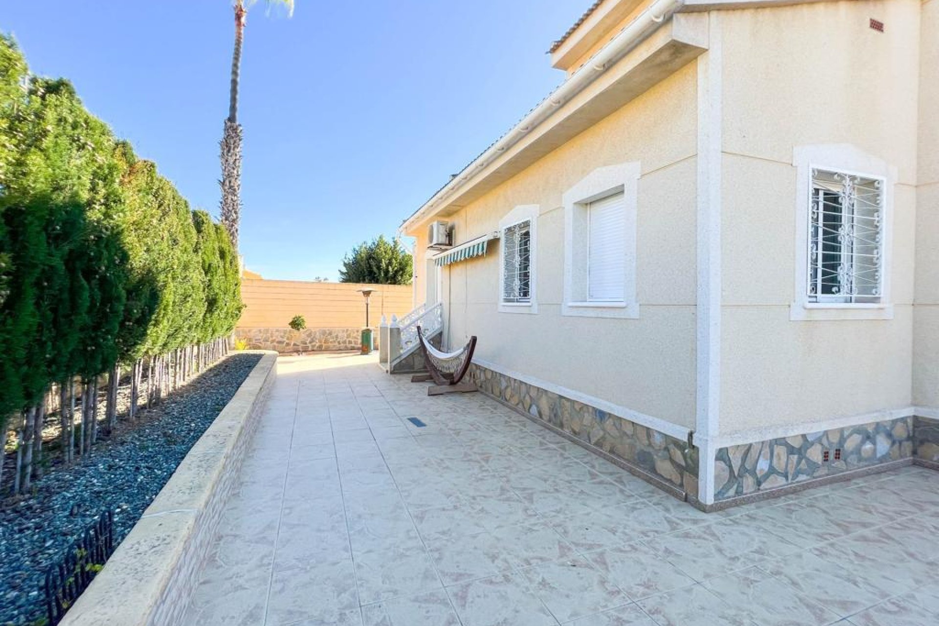 Reventa - Villa -
Ciudad Quesada - Doña Pepa