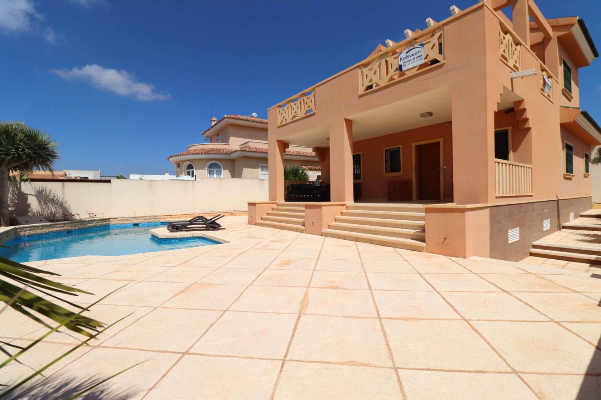 Reventa - Villa -
Ciudad Quesada - La Fiesta