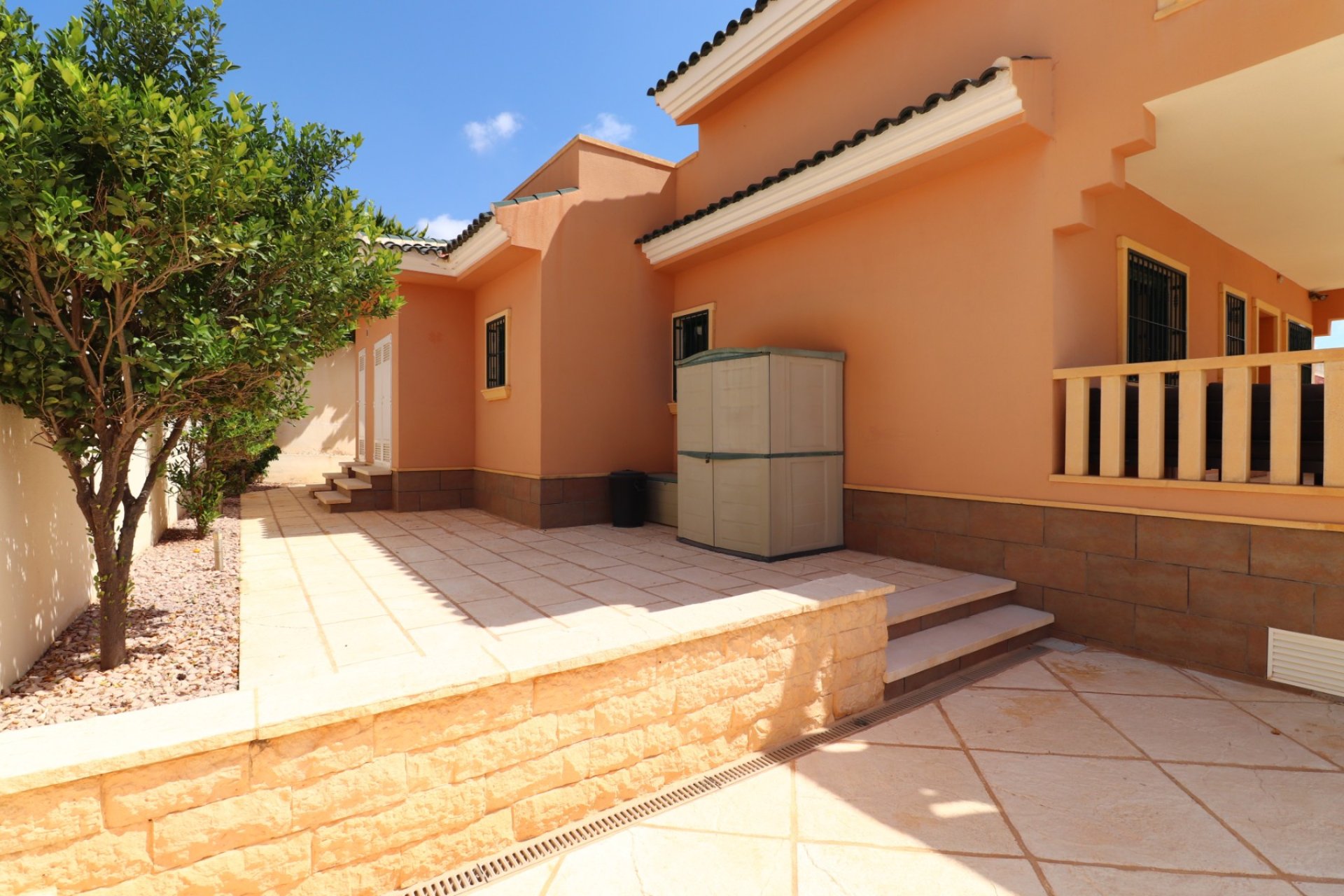 Reventa - Villa -
Ciudad Quesada - La Fiesta