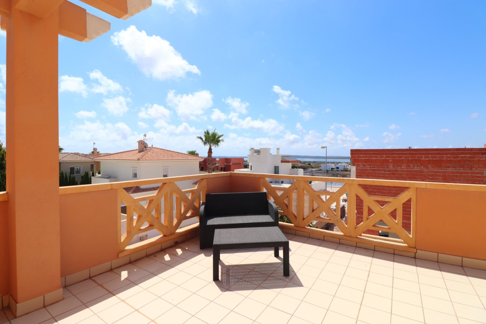 Reventa - Villa -
Ciudad Quesada - La Fiesta