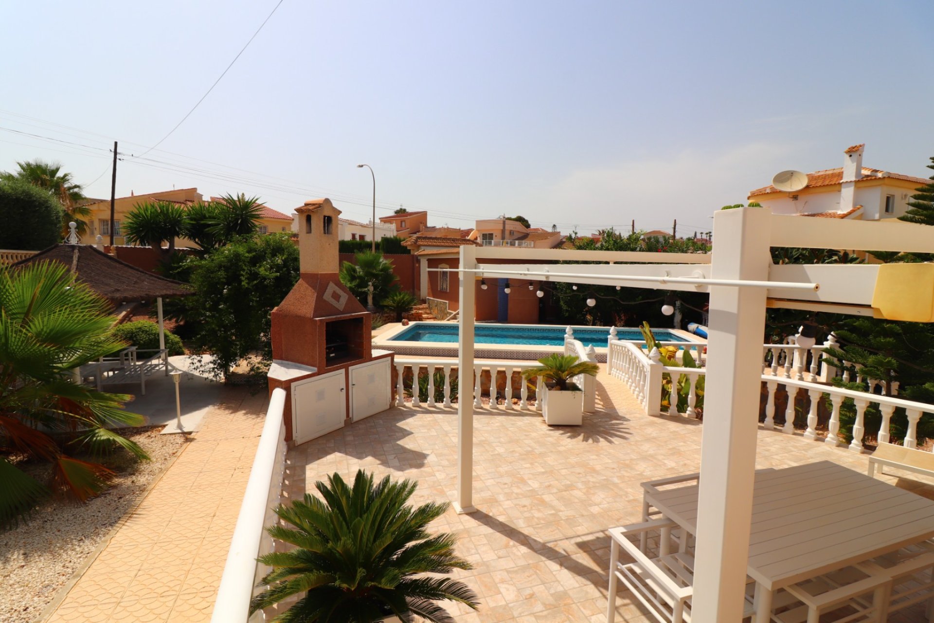Reventa - Villa -
Ciudad Quesada - La Fiesta