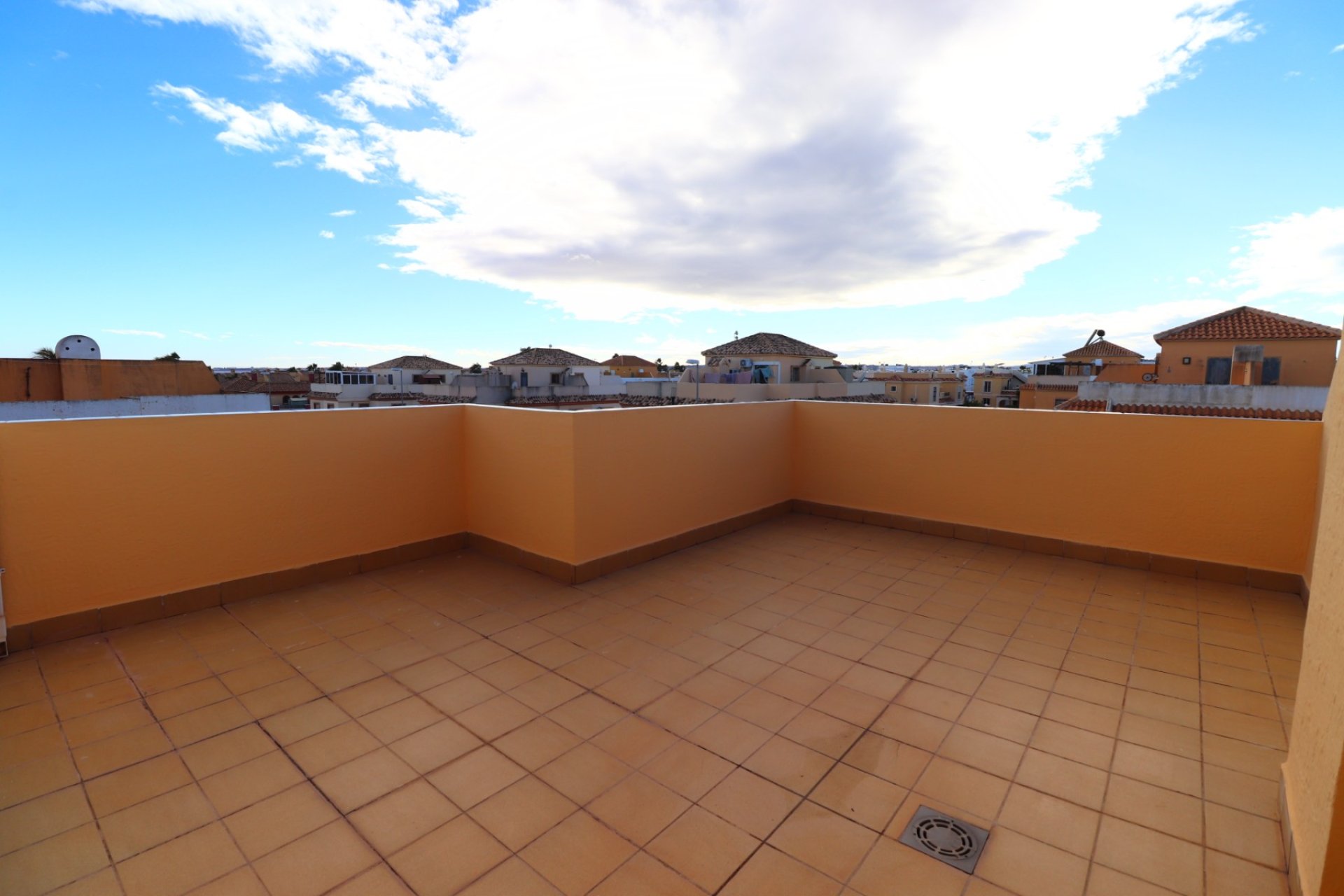 Reventa - Villa -
Ciudad Quesada - Lo Marabú