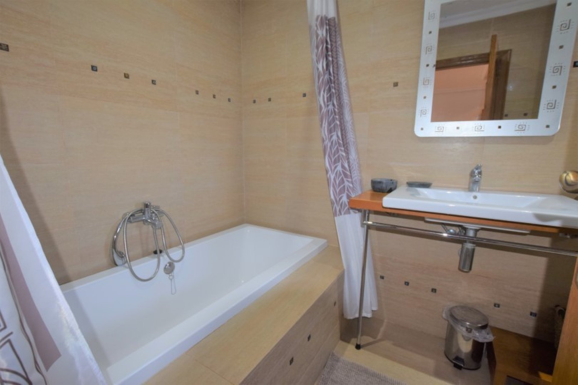 Reventa - Villa -
Ciudad Quesada - Pueblo Bravo