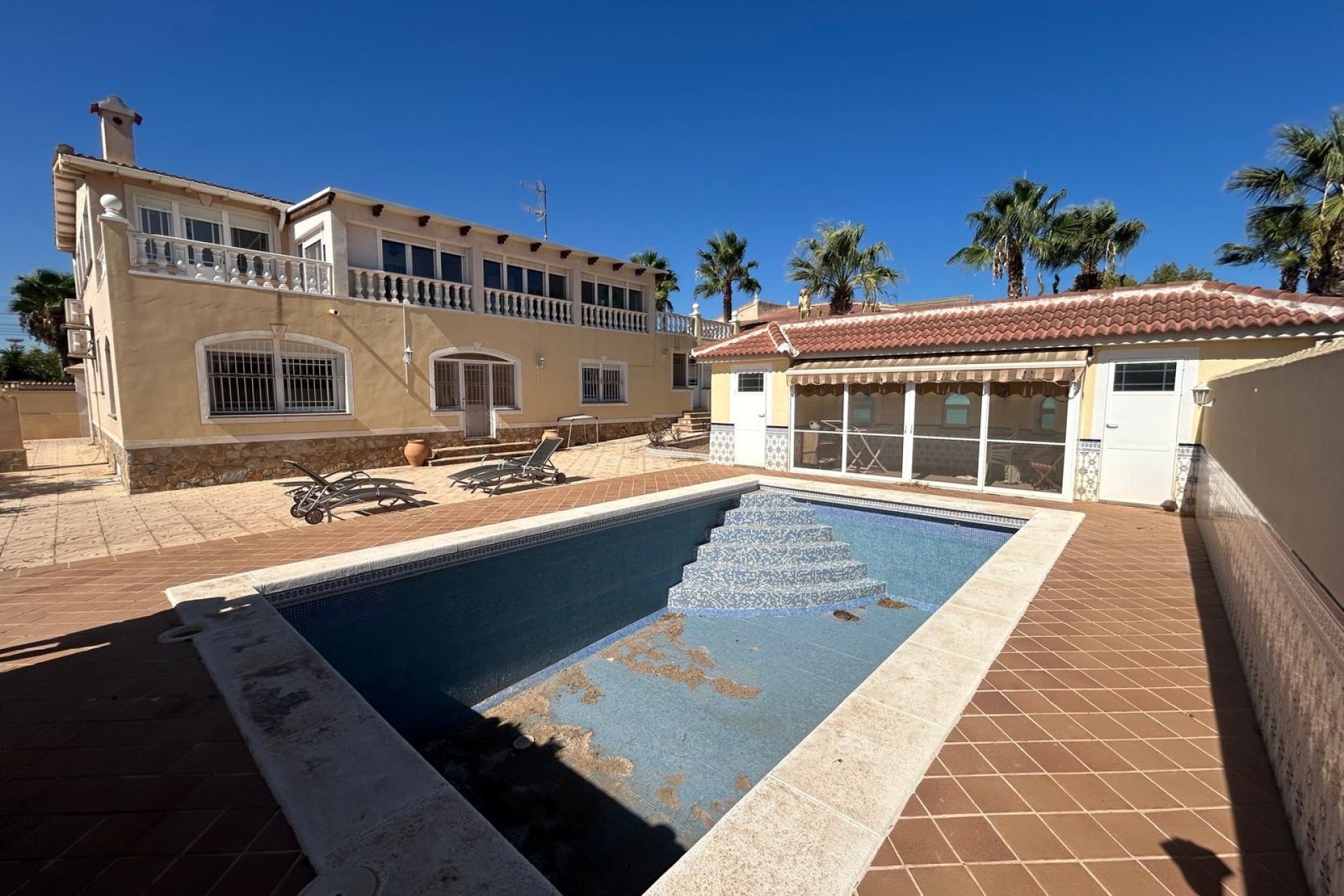 Reventa - Villa -
Ciudad Quesada - town
