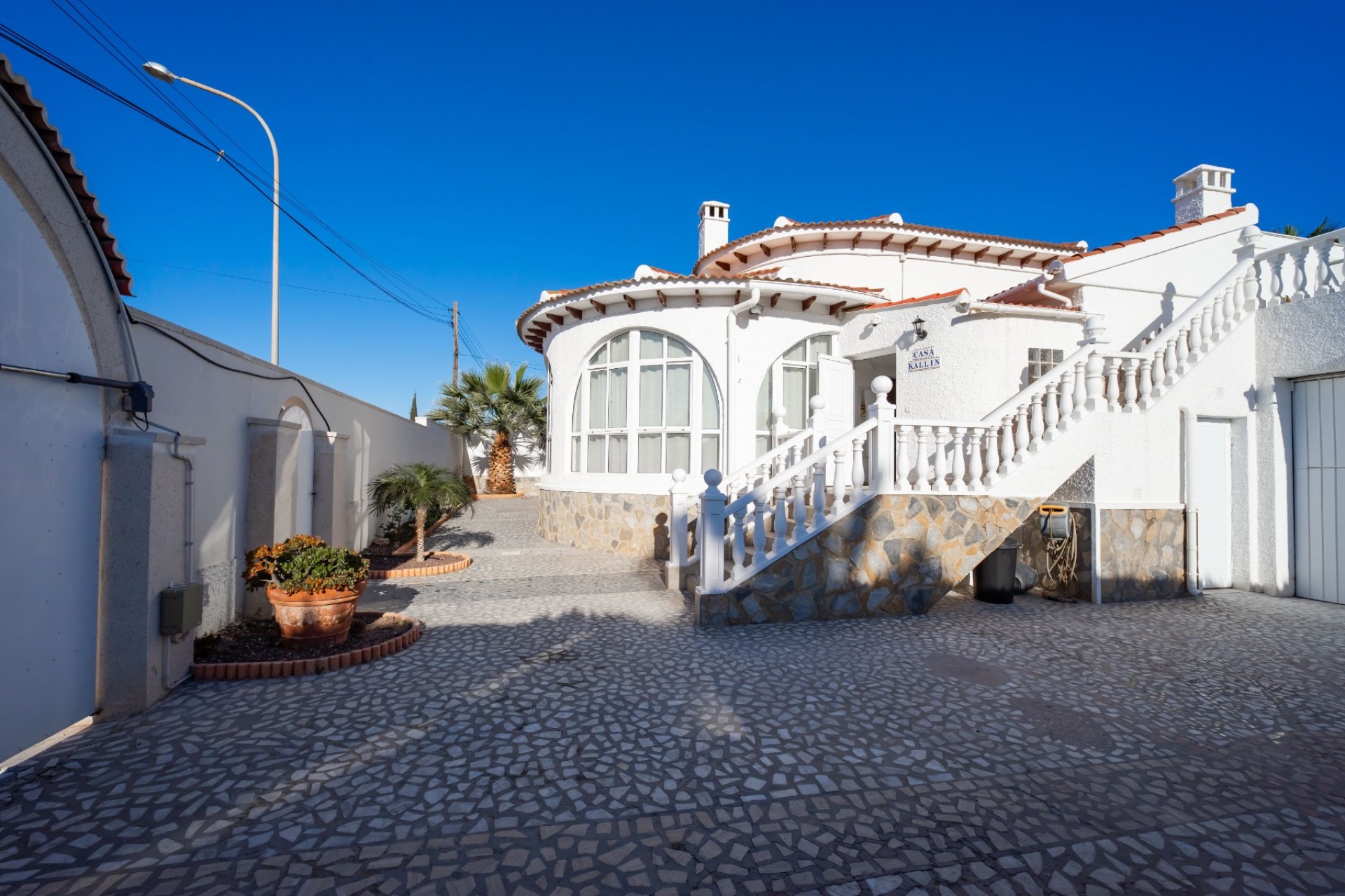 Reventa - Villa -
Ciudad Quesada - town