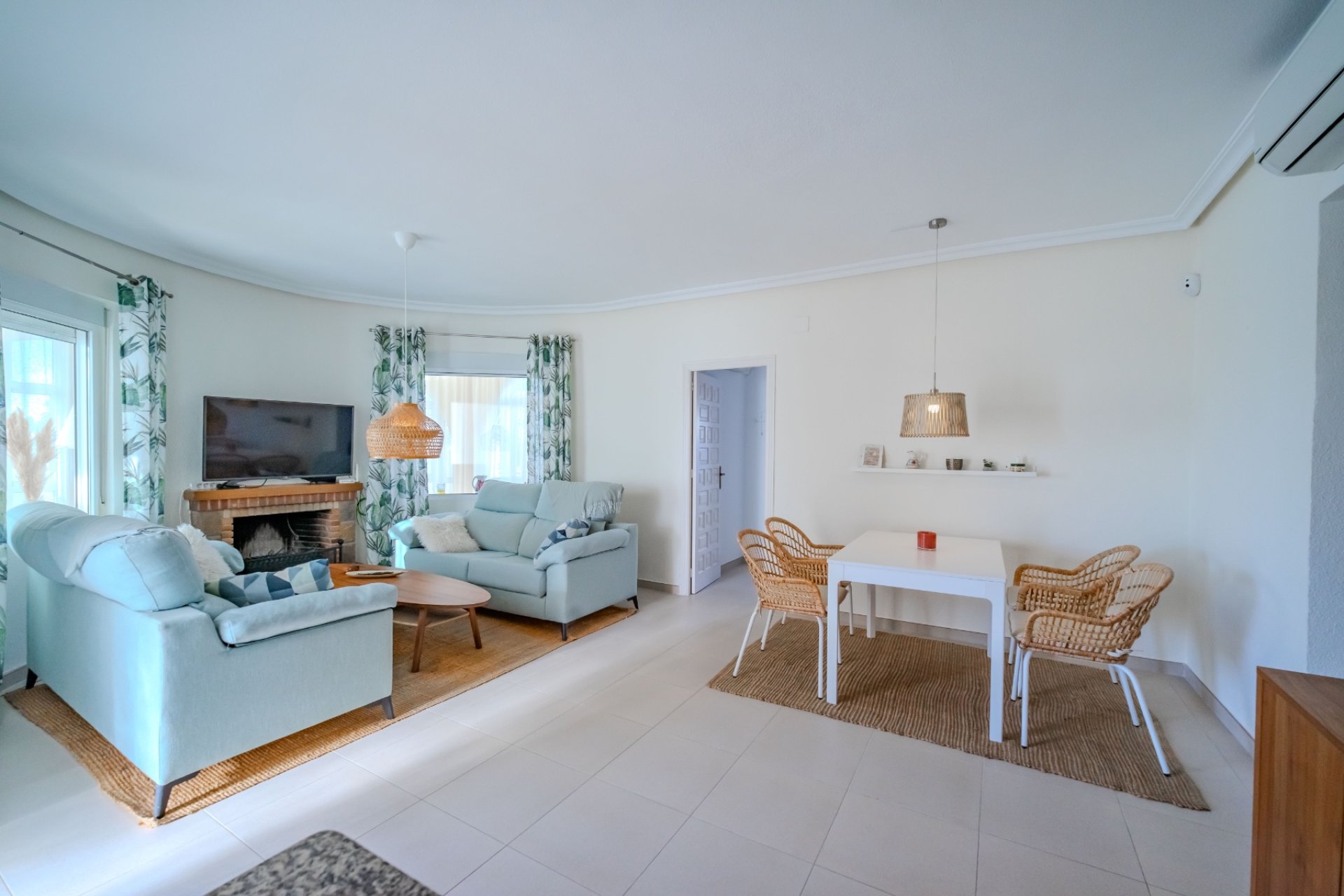 Reventa - Villa -
Ciudad Quesada - town