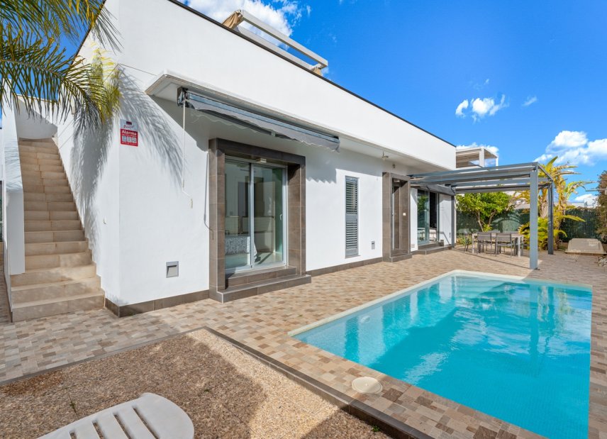 Reventa - Villa -
Ciudad Quesada