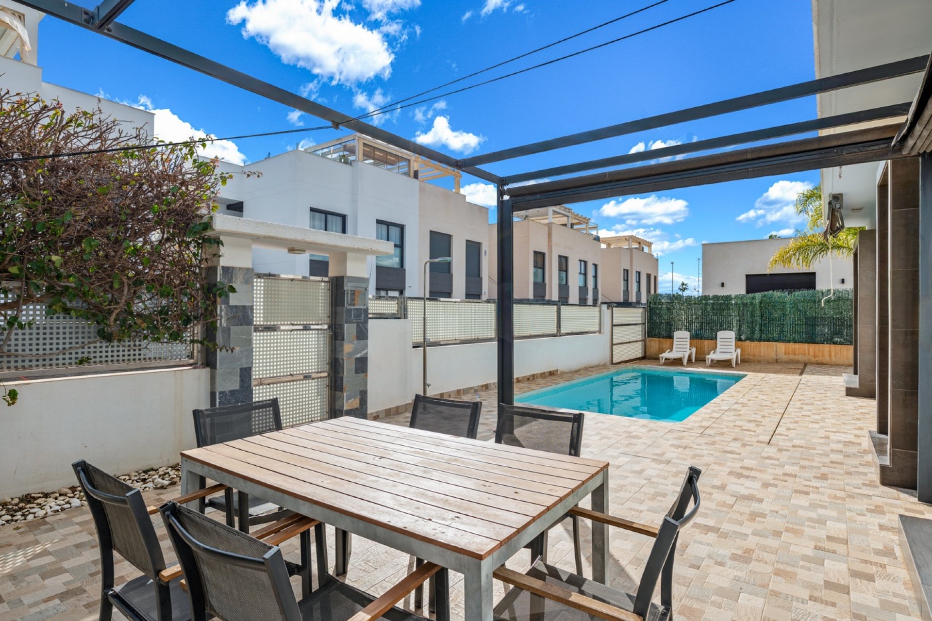 Reventa - Villa -
Ciudad Quesada