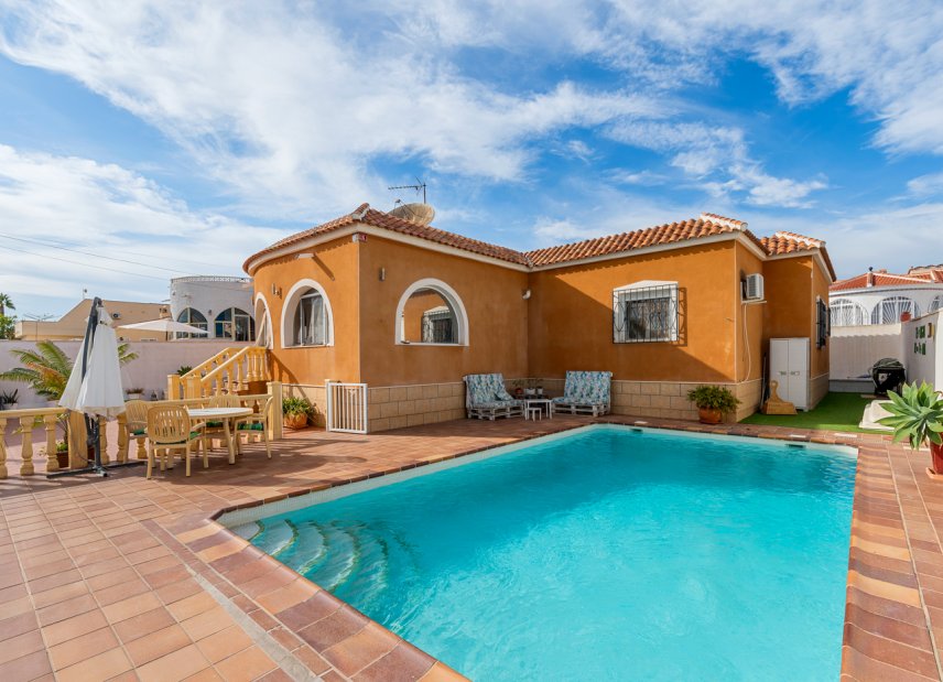 Reventa - Villa -
Ciudad Quesada