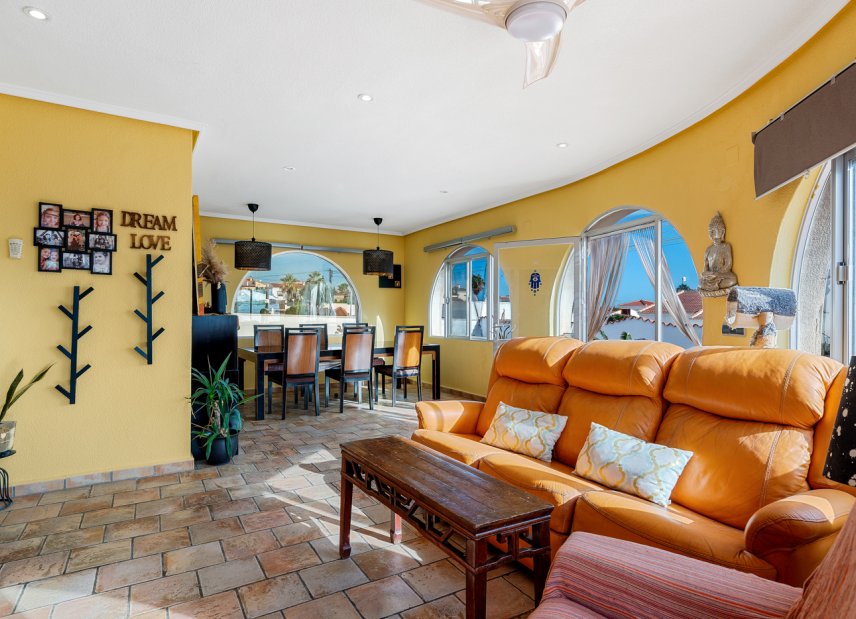 Reventa - Villa -
Ciudad Quesada