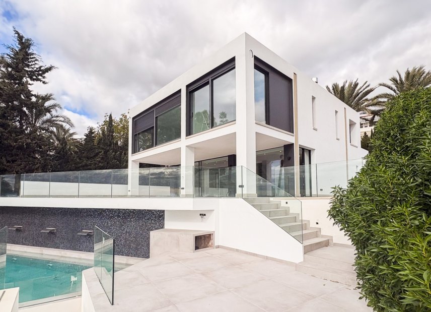 Reventa - Villa -
El Campello - Coveta Fuma
