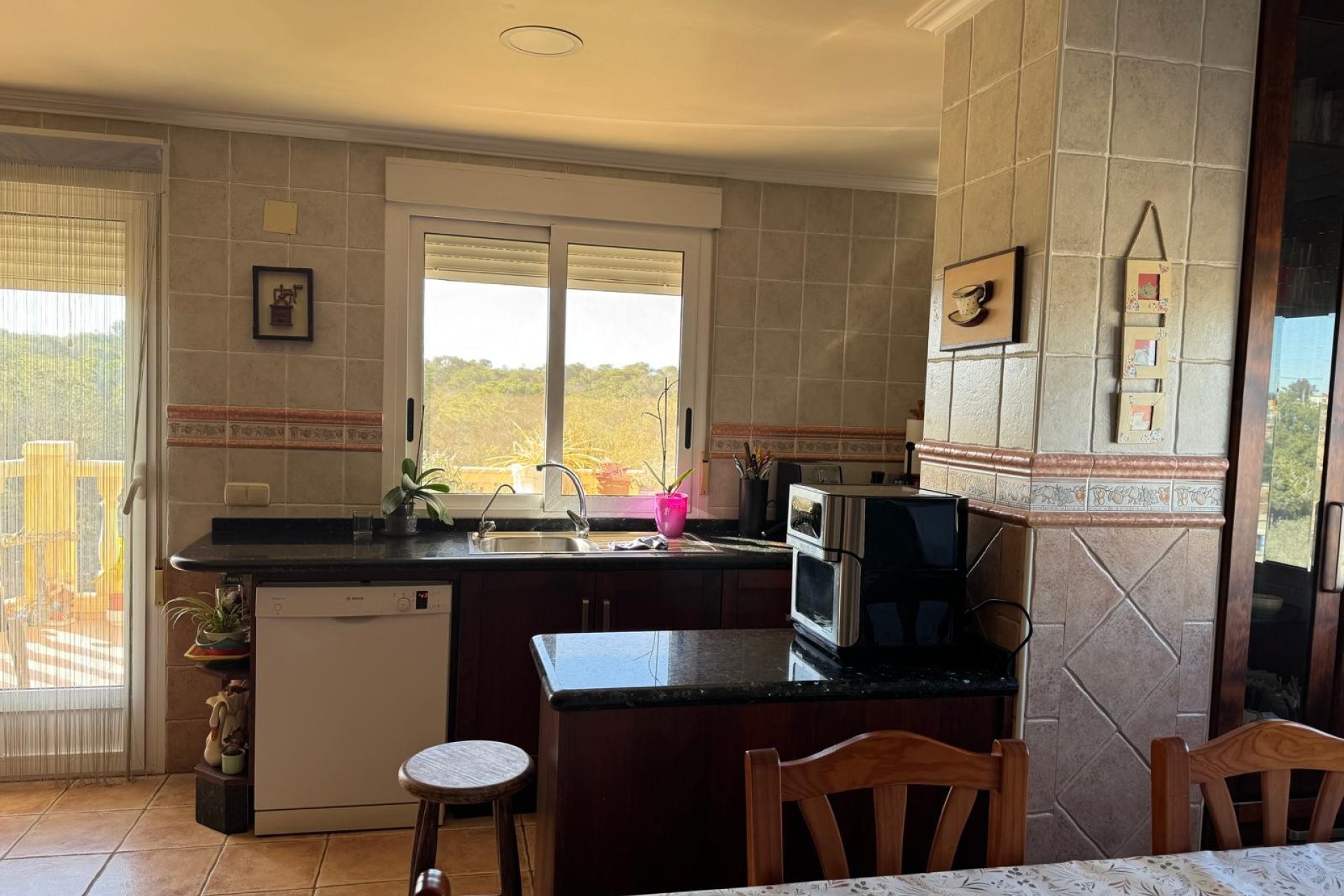Reventa - Villa -
Elche - La Marina
