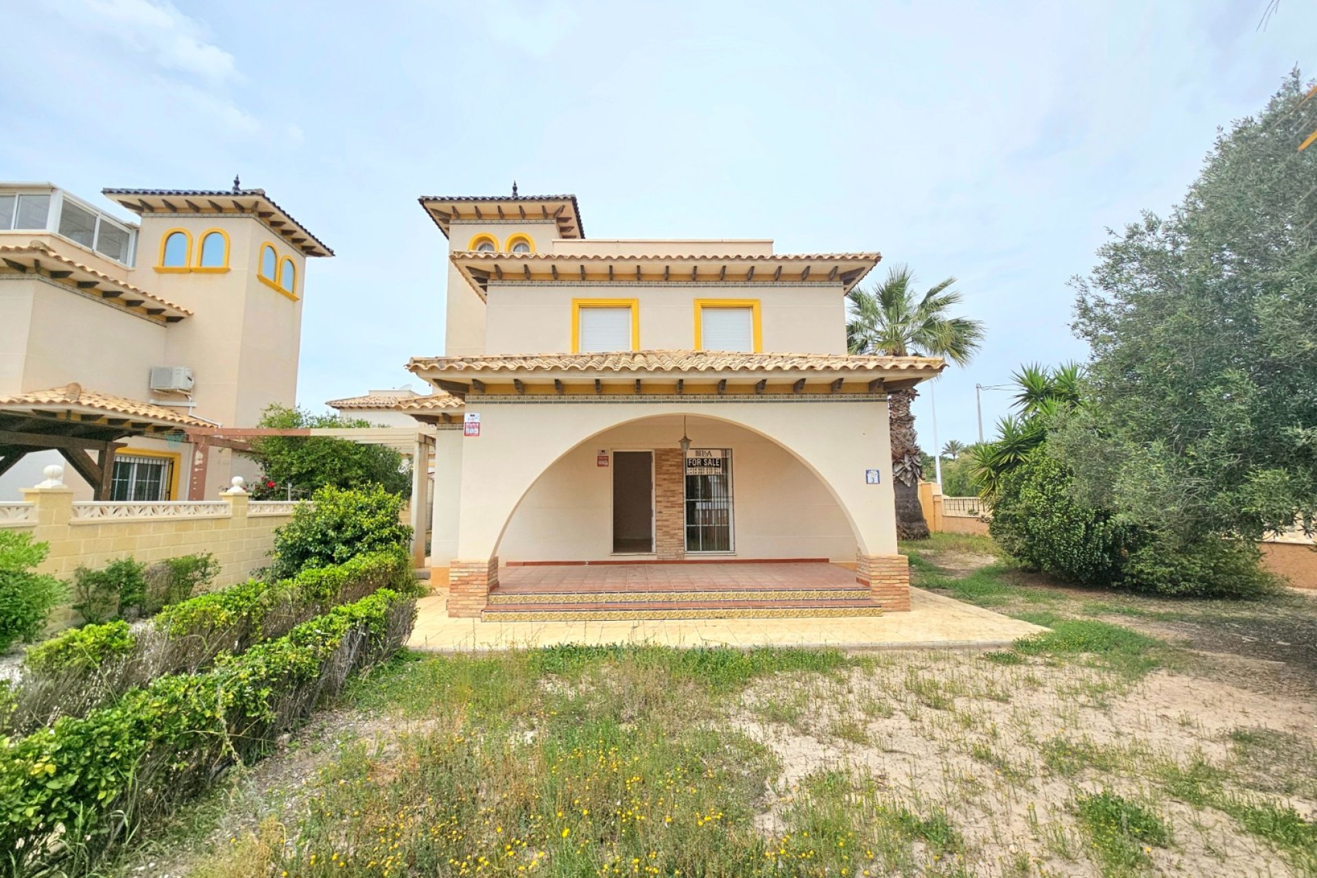 Reventa - Villa -
Elche - La Marina