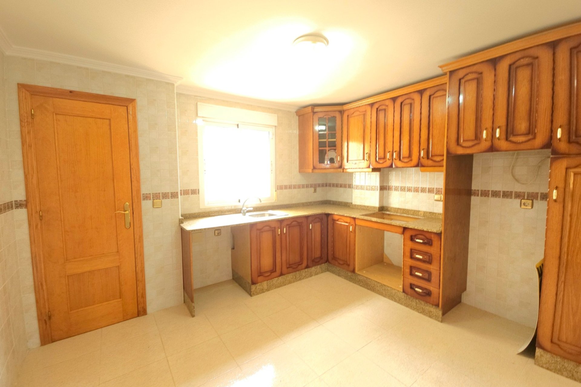 Reventa - Villa -
Elche - La Marina