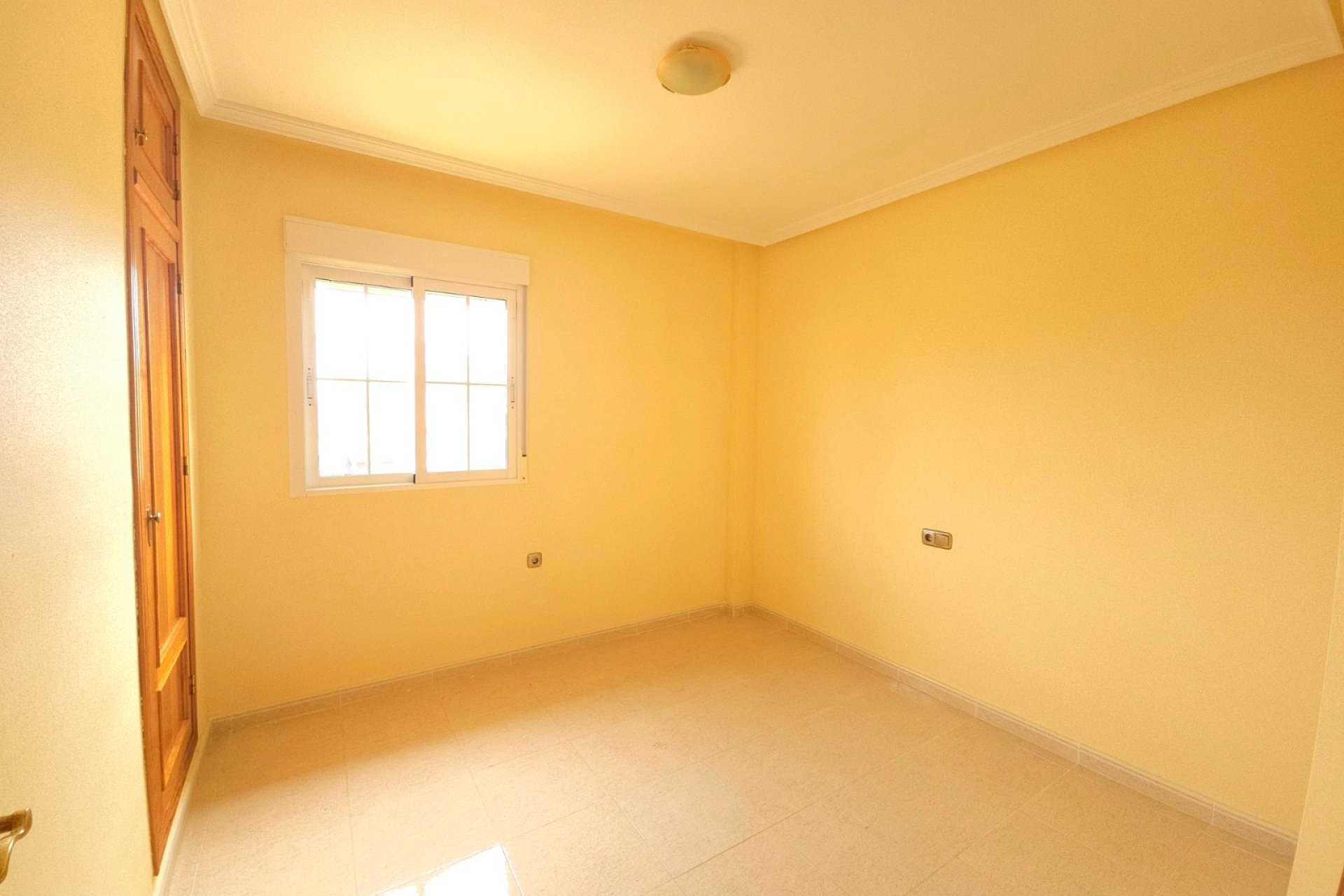 Reventa - Villa -
Elche - La Marina