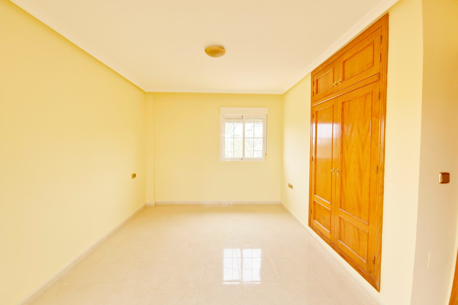 Reventa - Villa -
Elche - La Marina