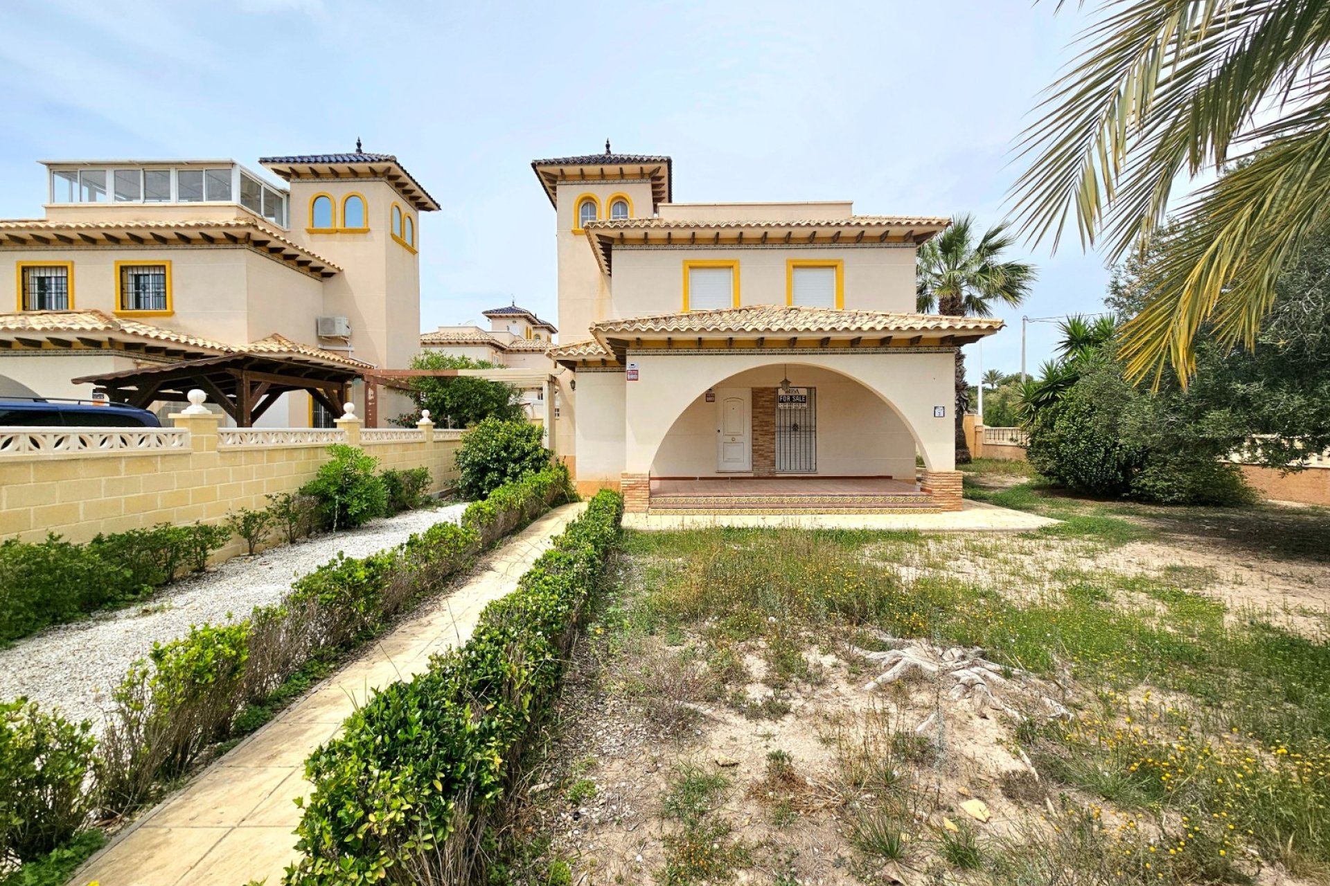 Reventa - Villa -
Elche - La Marina
