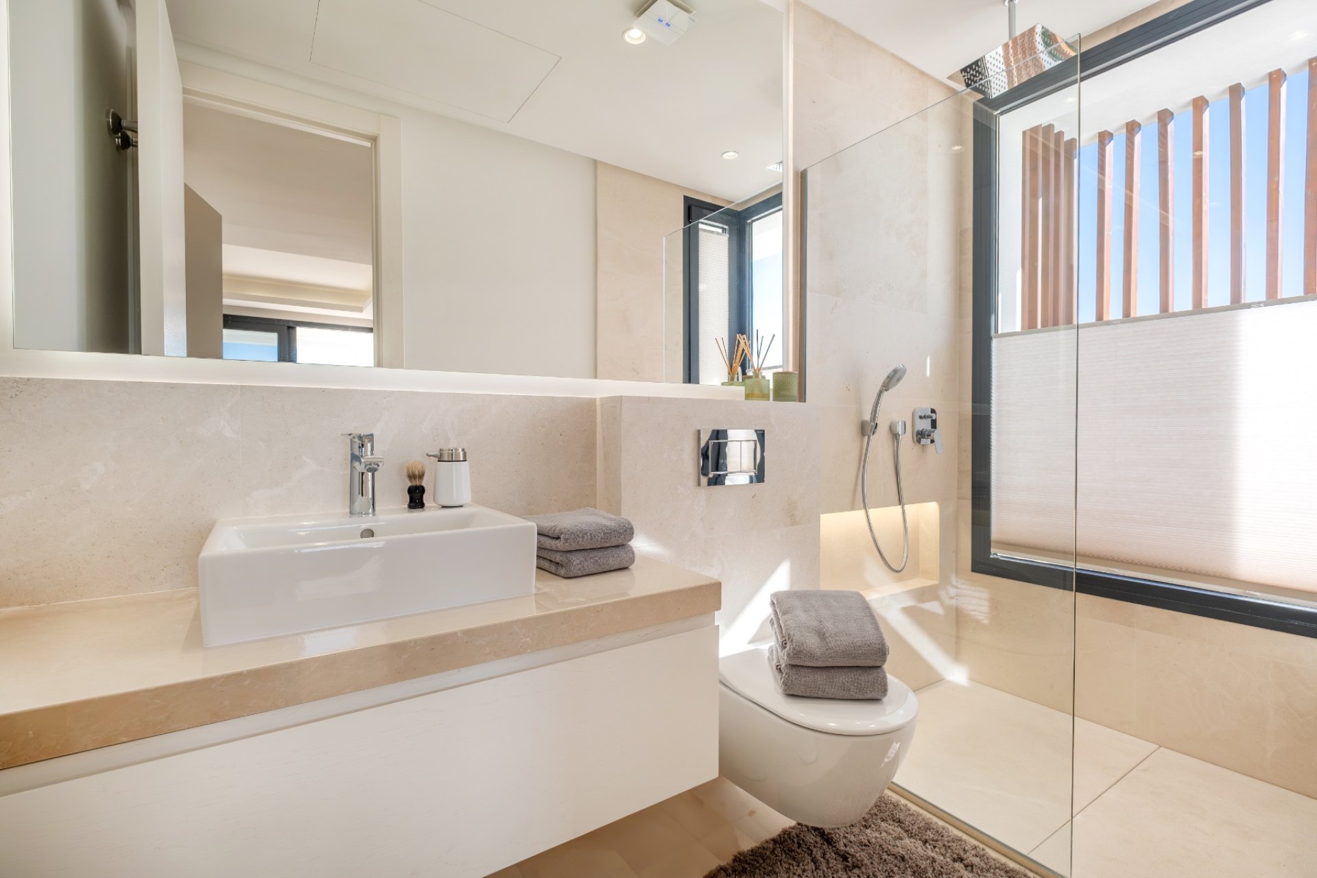 Reventa - Villa -
Estepona - El Paraíso