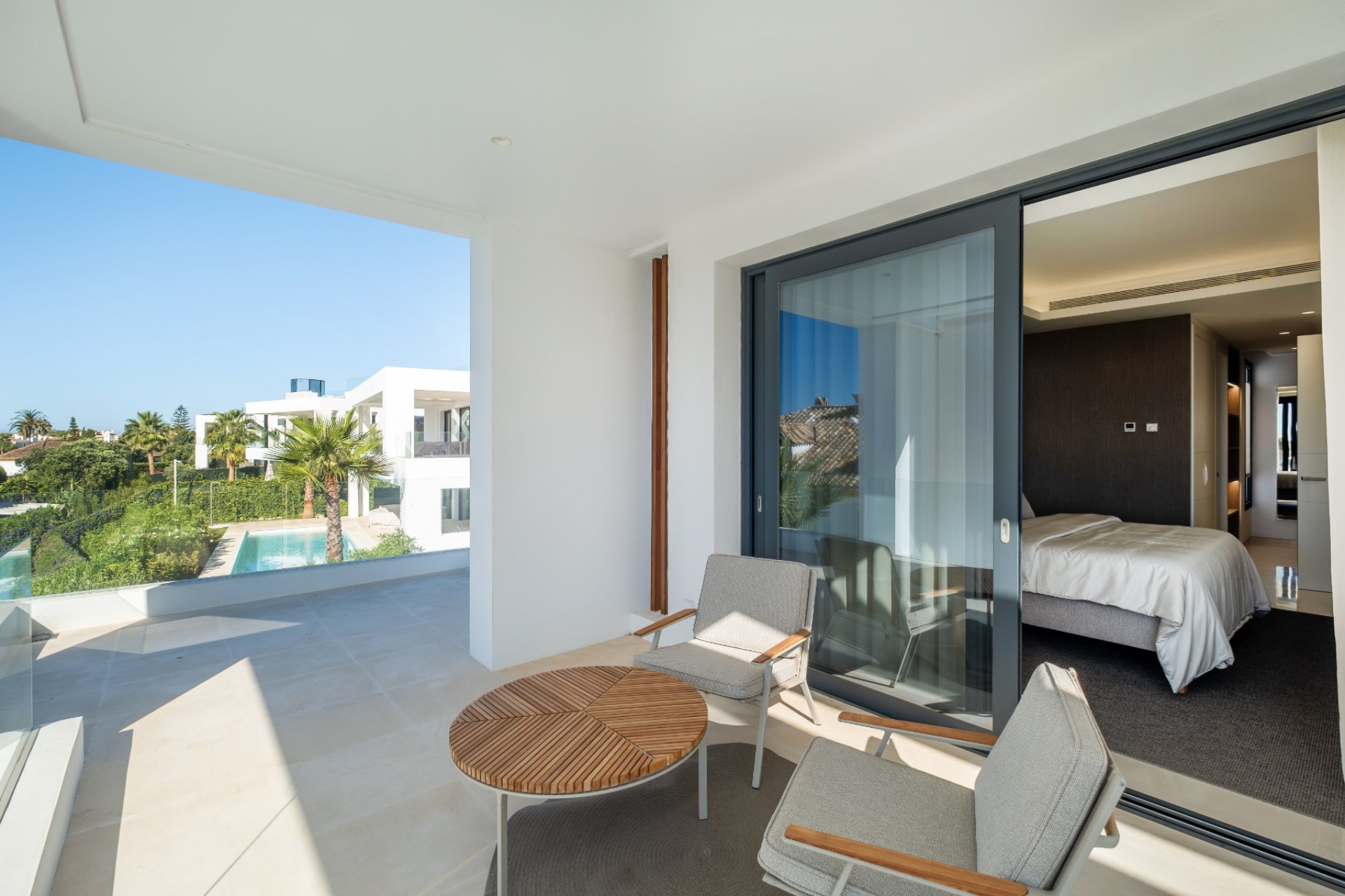Reventa - Villa -
Estepona - El Paraíso