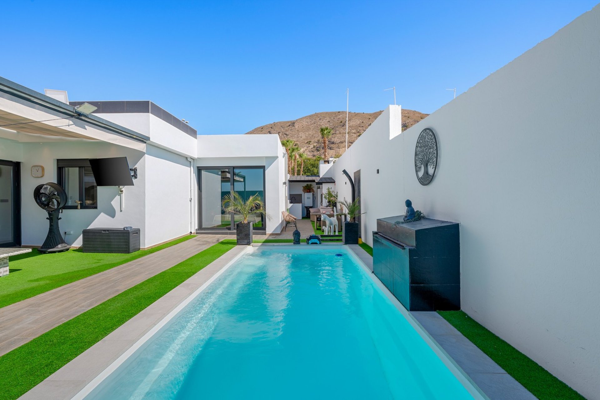 Reventa - Villa -
Fortuna - Urbanizacion Las Kalendas