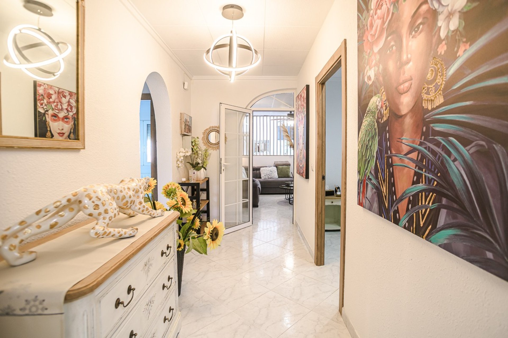 Reventa - Villa -
La Marina - LA MARINA