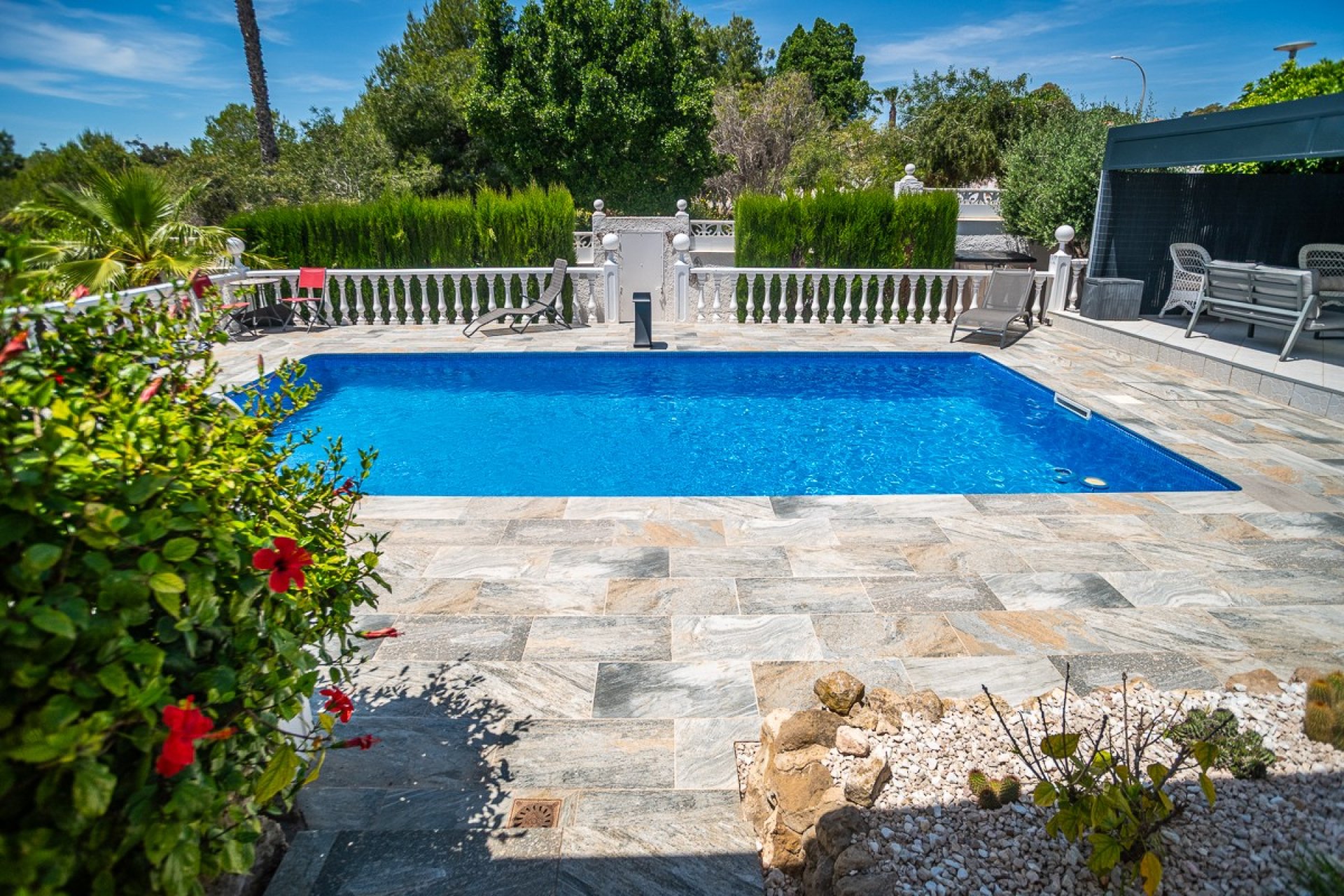 Reventa - Villa -
La Marina - LA MARINA