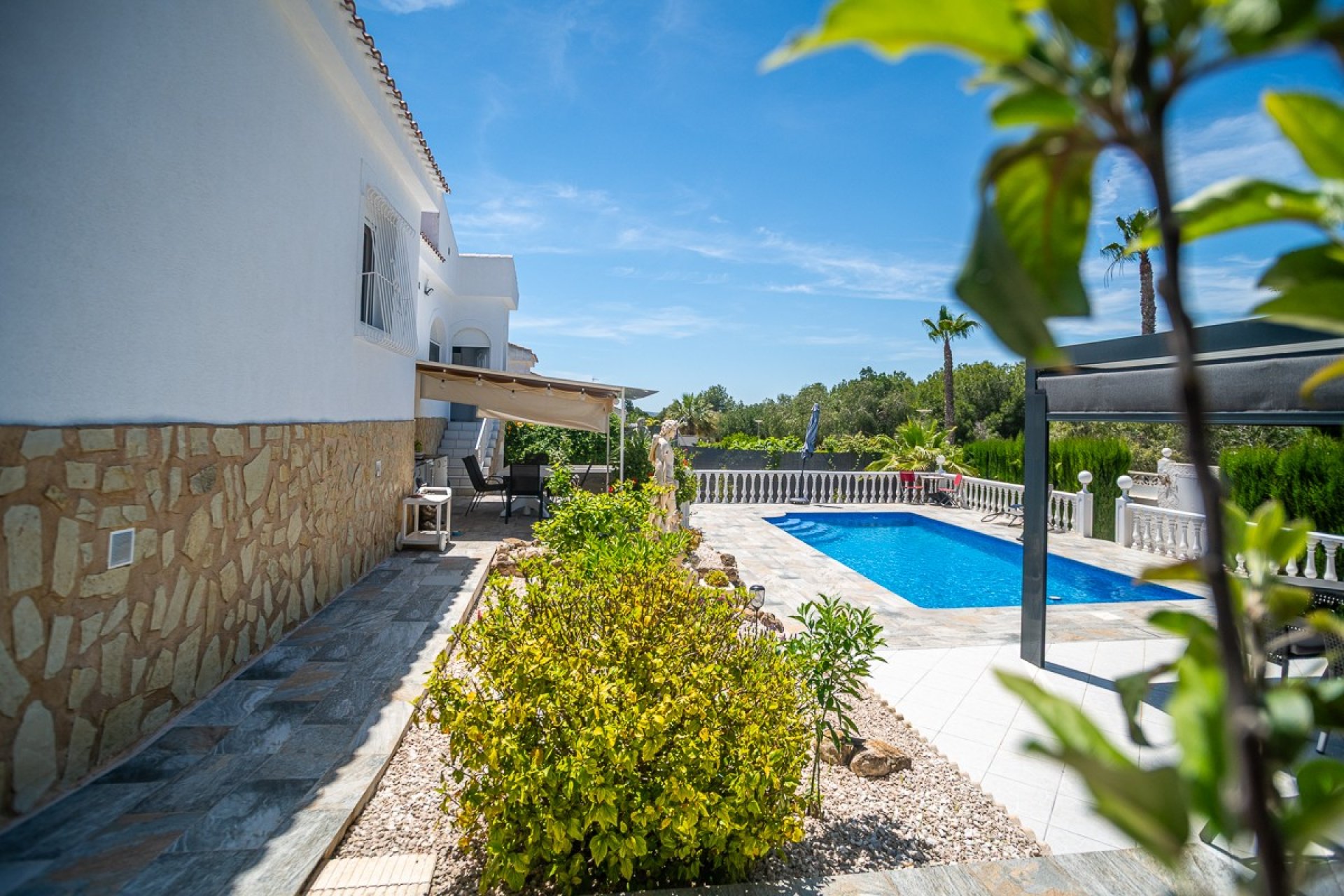Reventa - Villa -
La Marina - LA MARINA