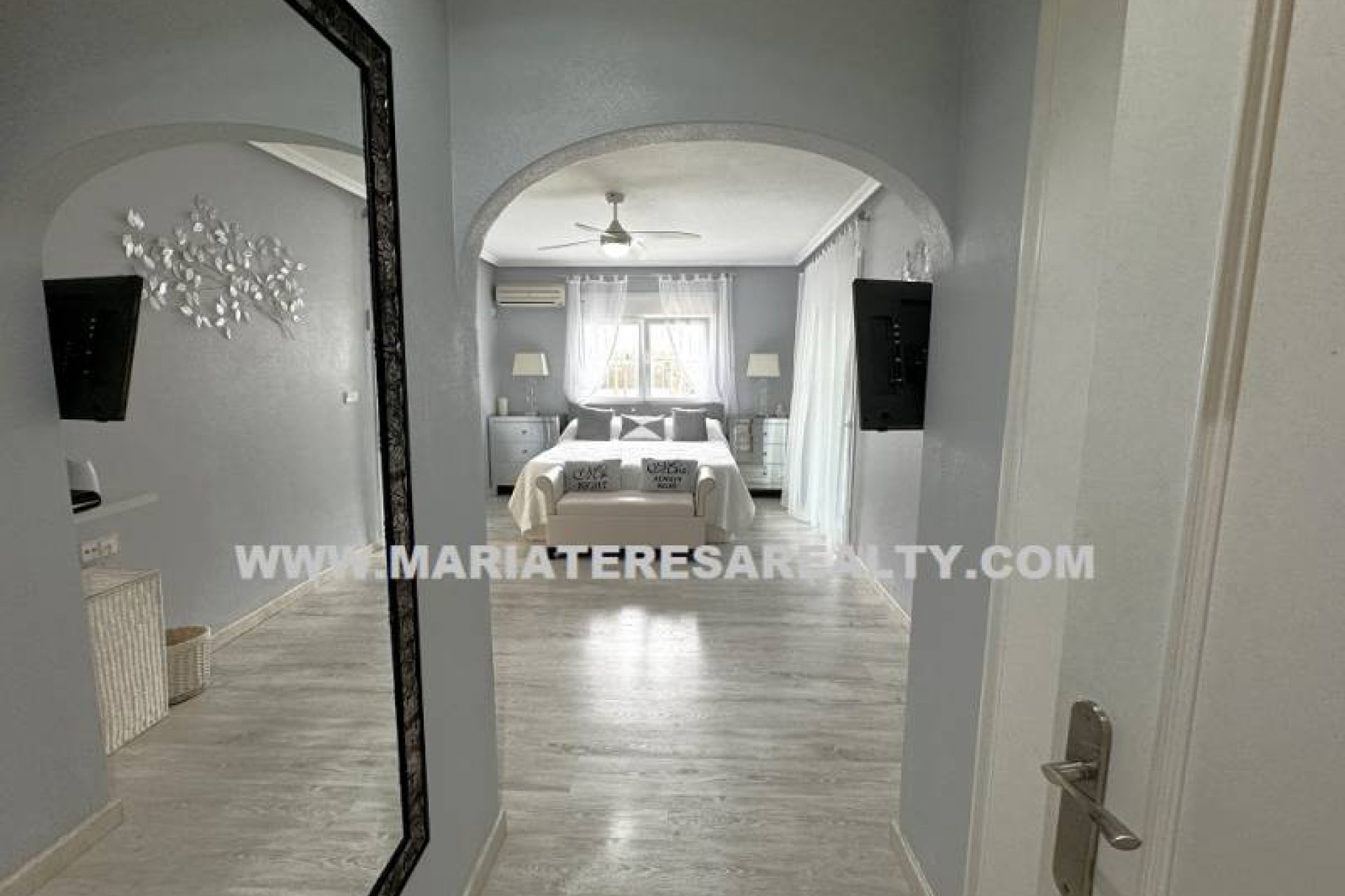 Reventa - Villa -
Lo Santiago - Gea y Trujols