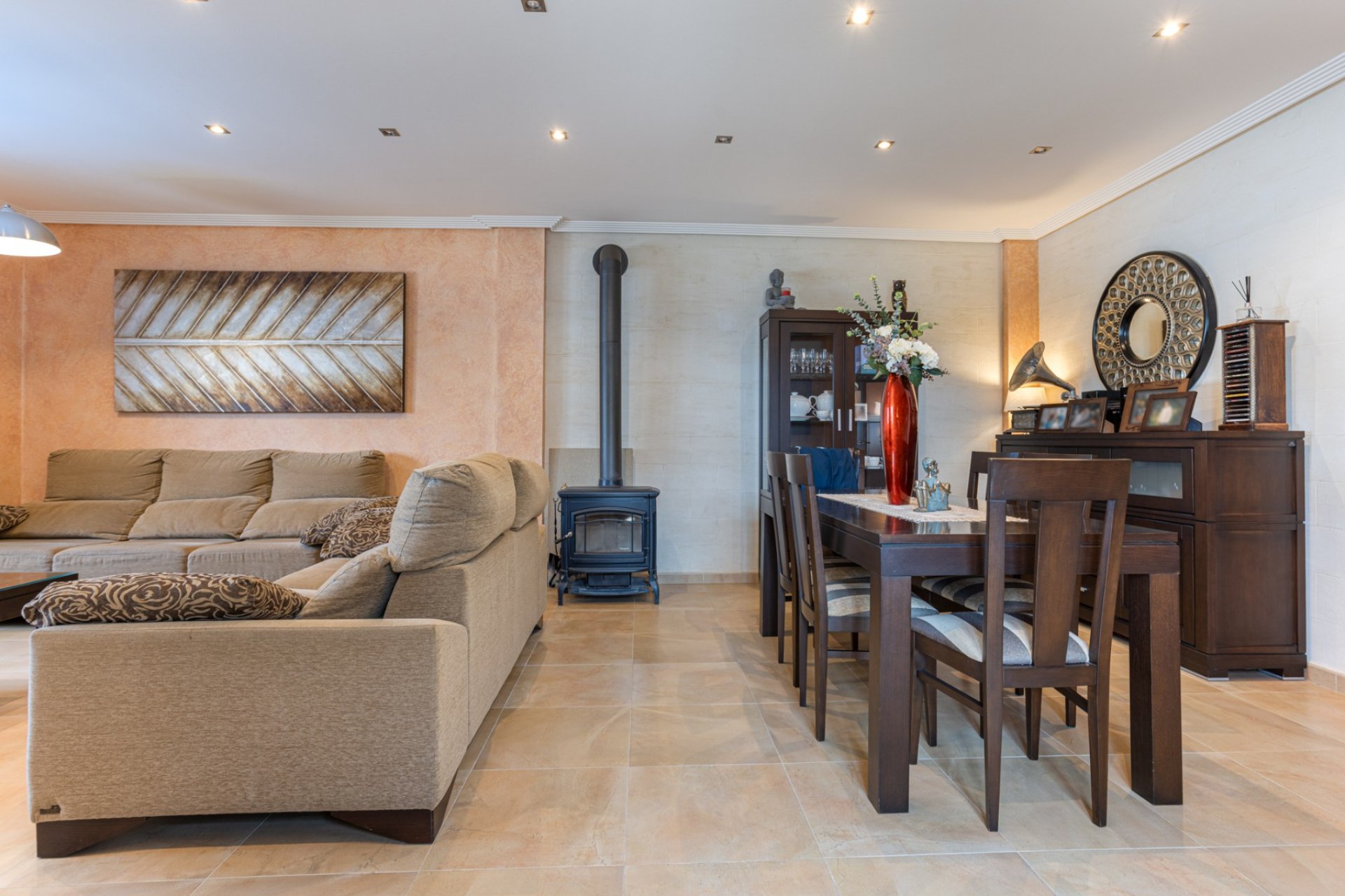 Reventa - Villa -
Los Montesinos - La Herrada