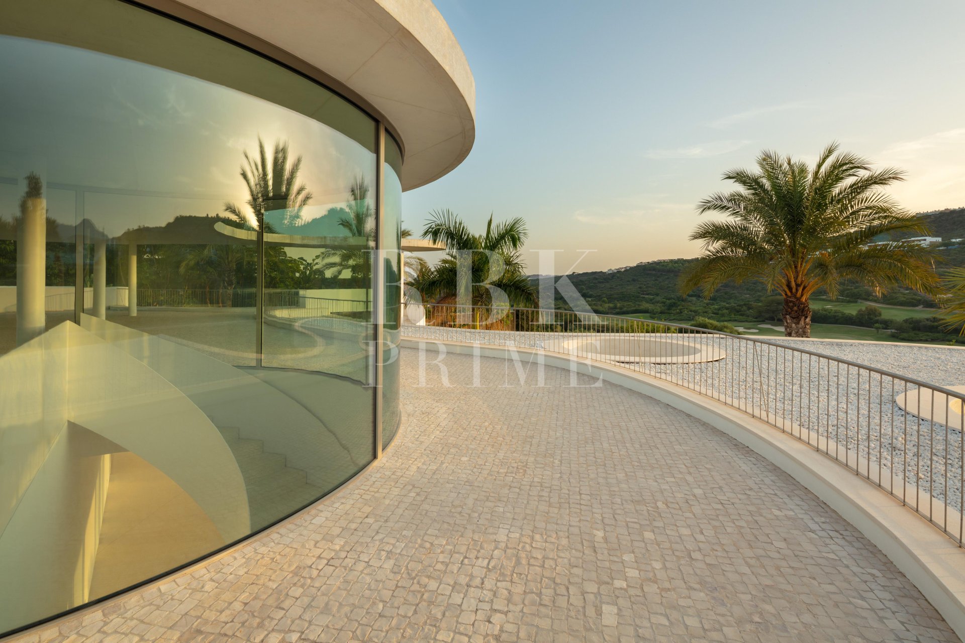 Reventa - Villa -
Malaga - Casares