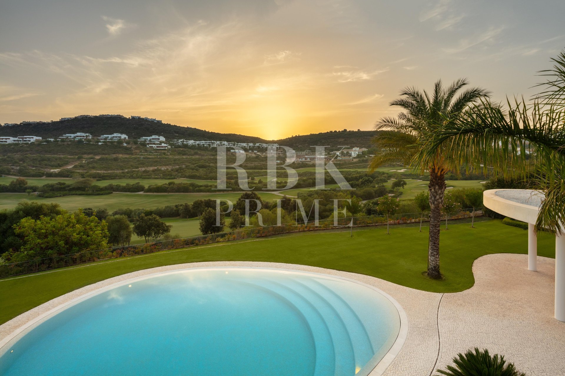 Reventa - Villa -
Malaga - Casares