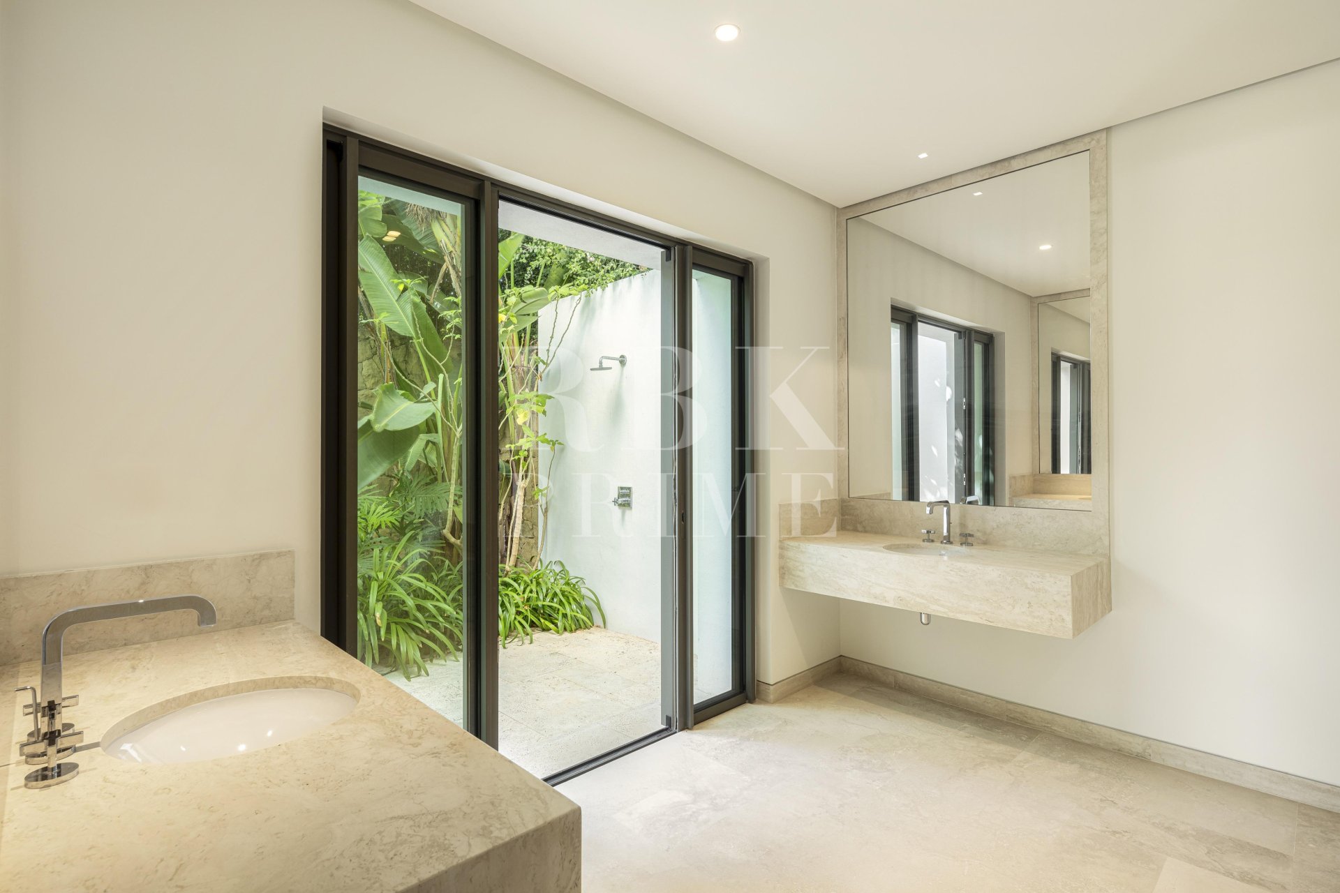 Reventa - Villa -
Malaga - Casares