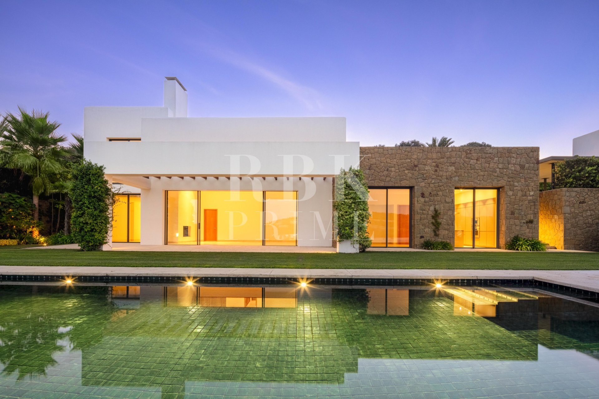 Reventa - Villa -
Malaga - Casares