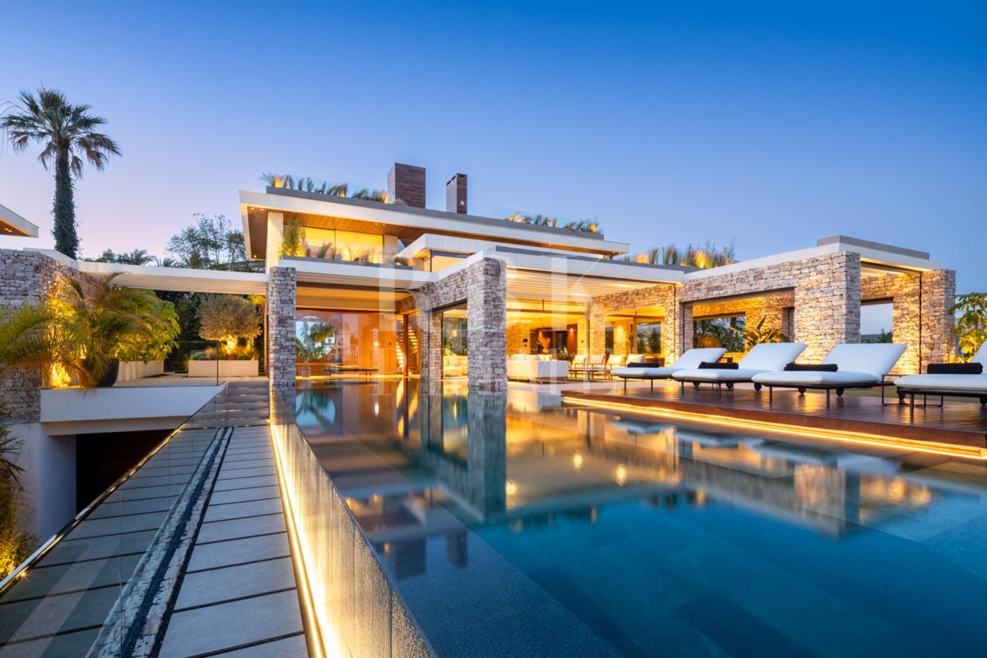 Reventa - Villa -
Malaga - Nueva Andalucía