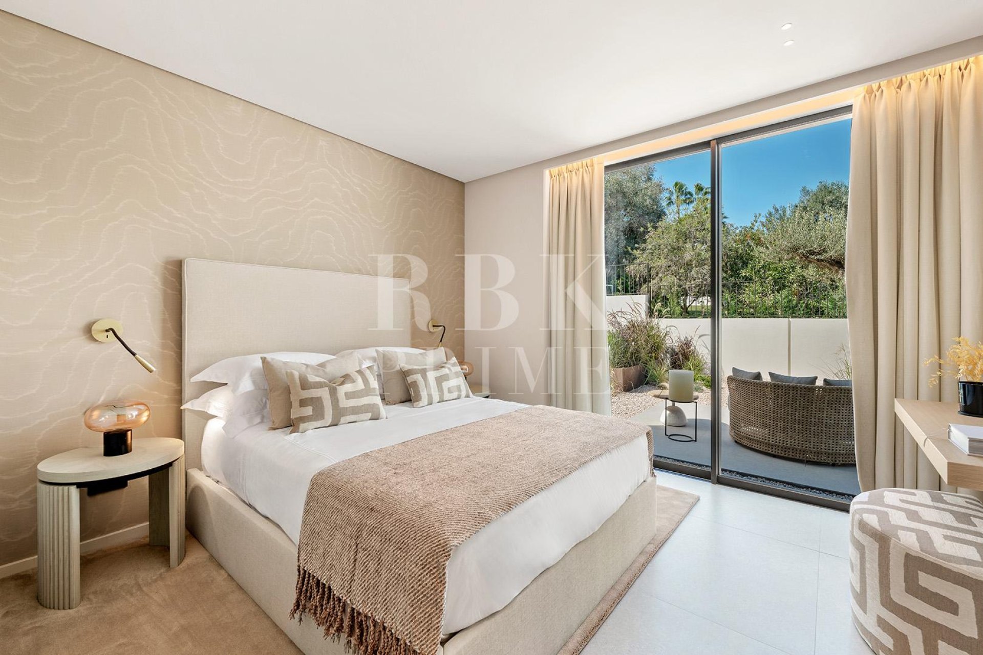 Reventa - Villa -
Malaga - Nueva Andalucía