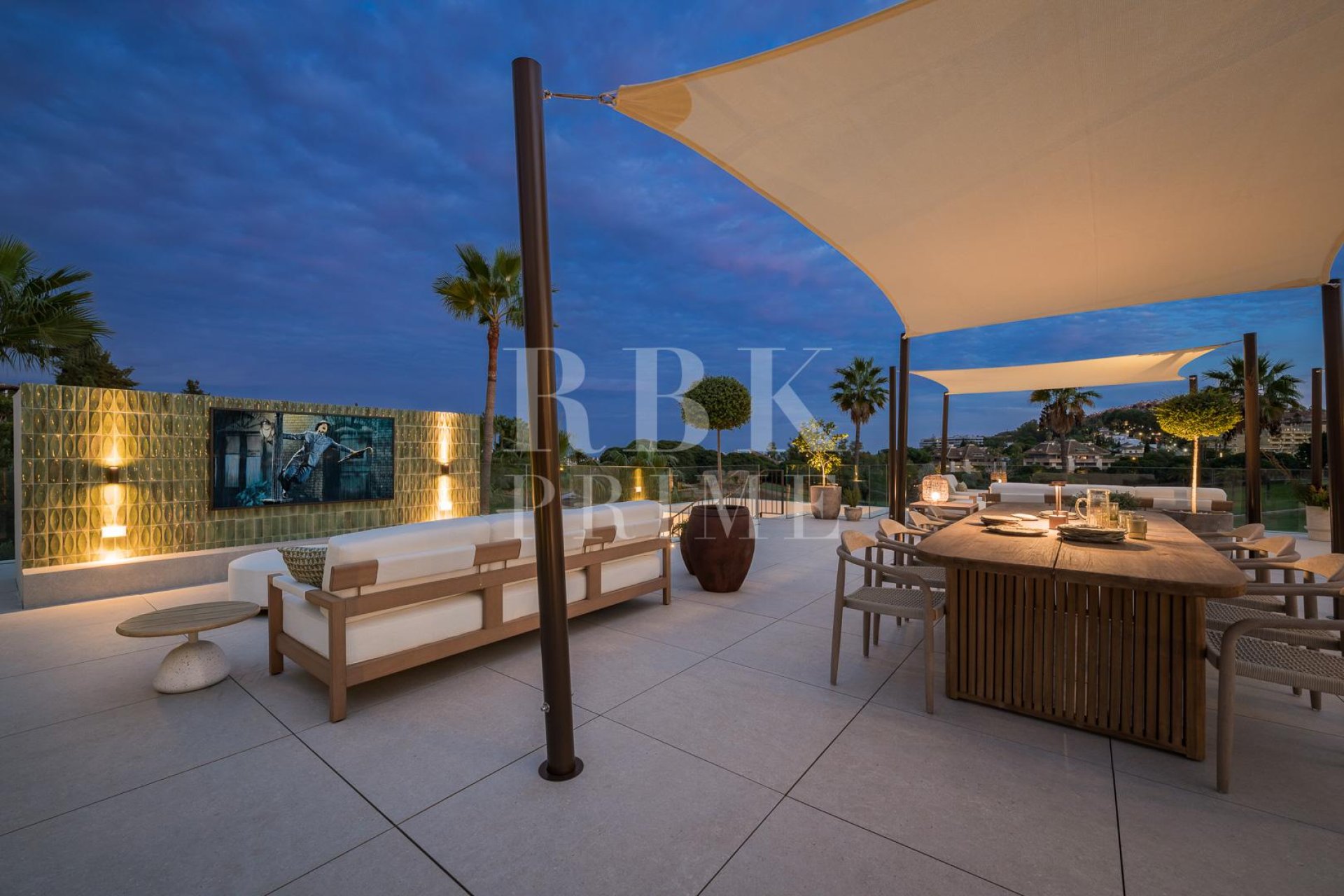 Reventa - Villa -
Malaga - Nueva Andalucía