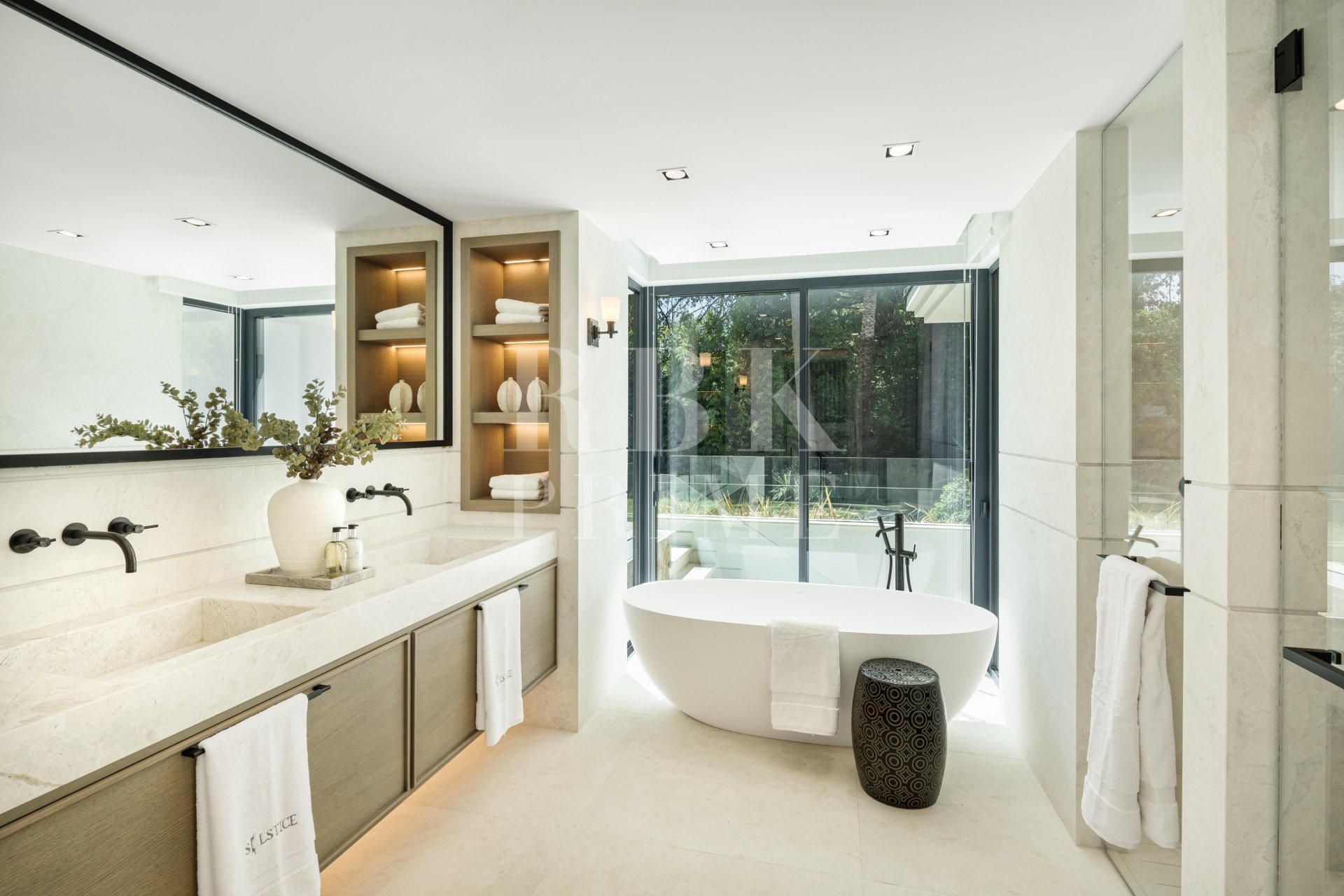 Reventa - Villa -
Malaga - Nueva Andalucía