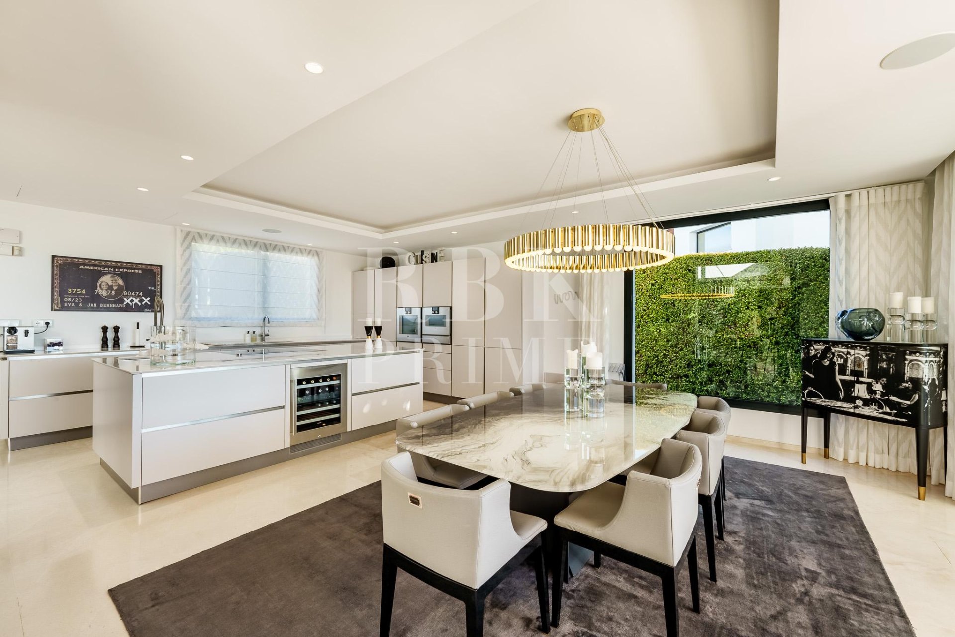 Reventa - Villa -
Malaga - Nueva Andalucía