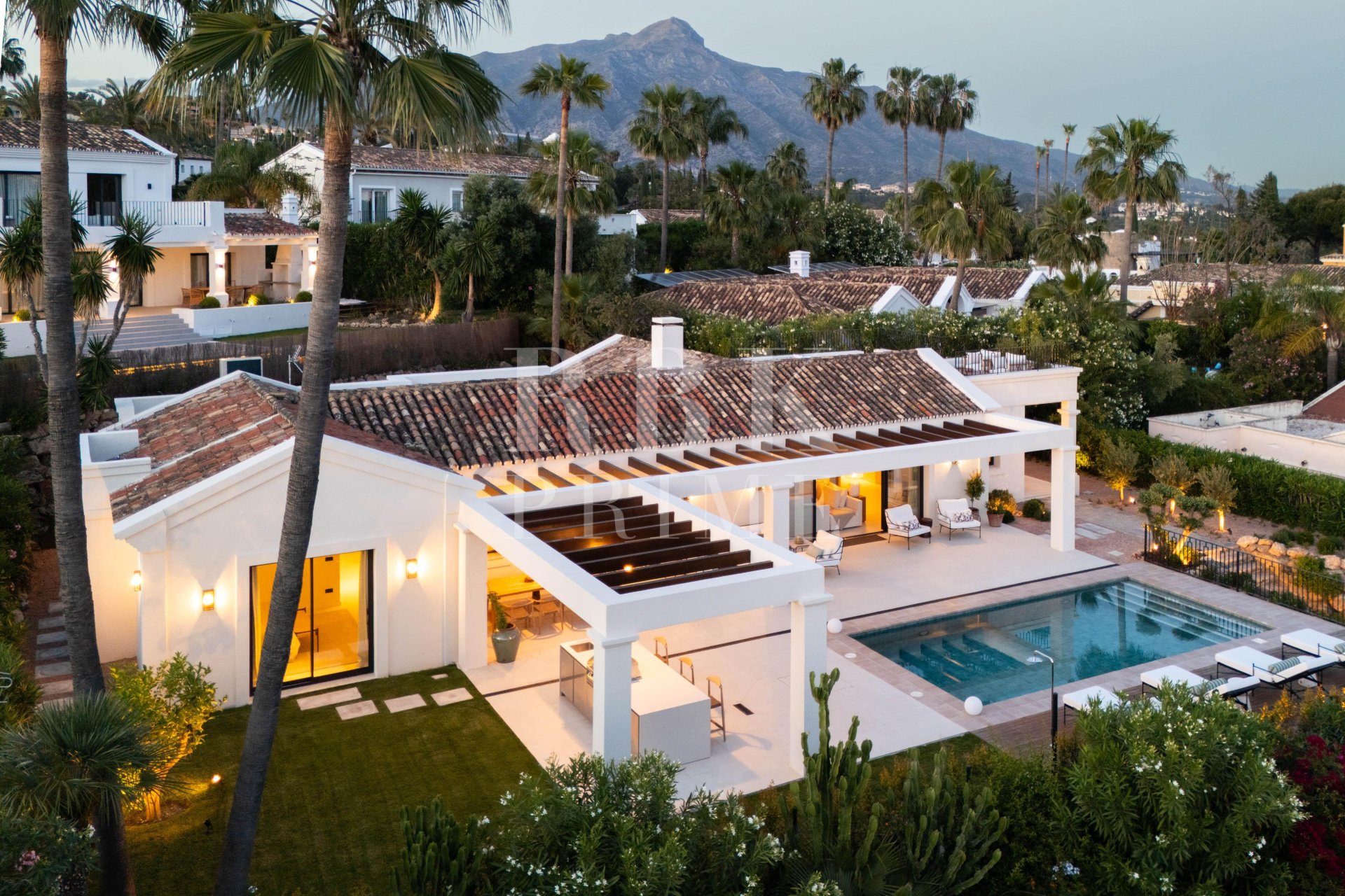 Reventa - Villa -
Malaga - Nueva Andalucía