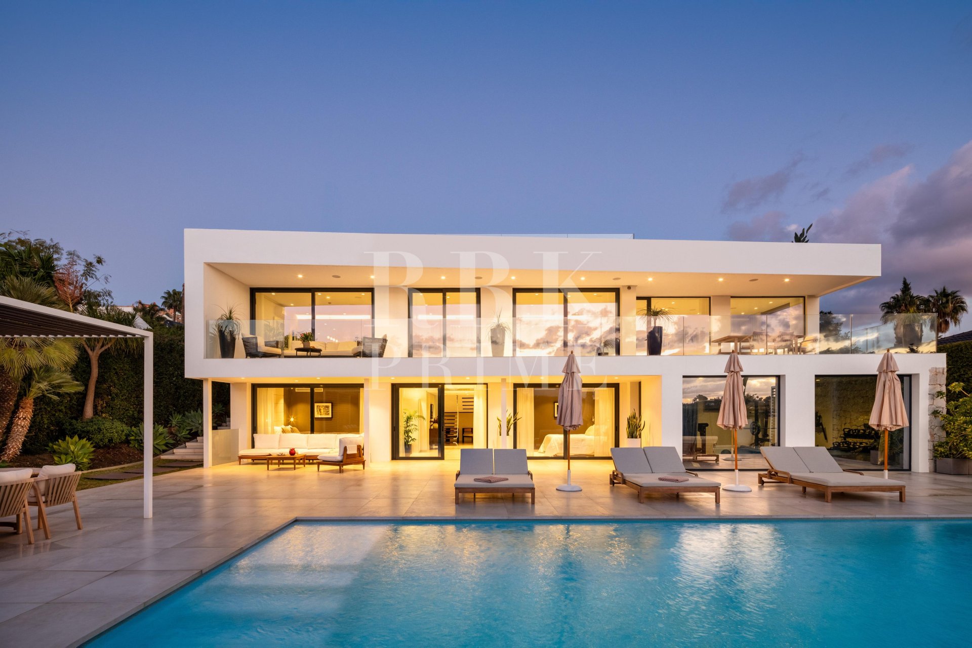 Reventa - Villa -
Malaga - Nueva Andalucía