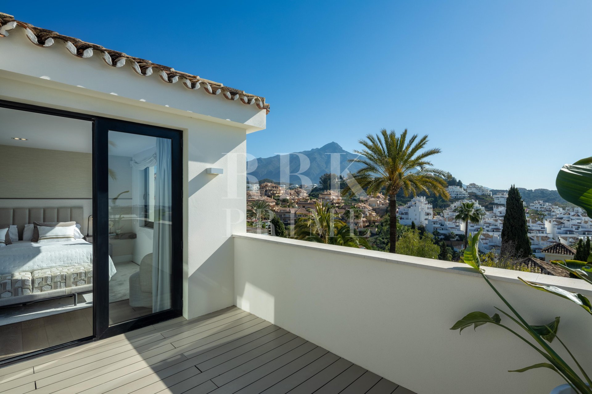 Reventa - Villa -
Malaga - Nueva Andalucía
