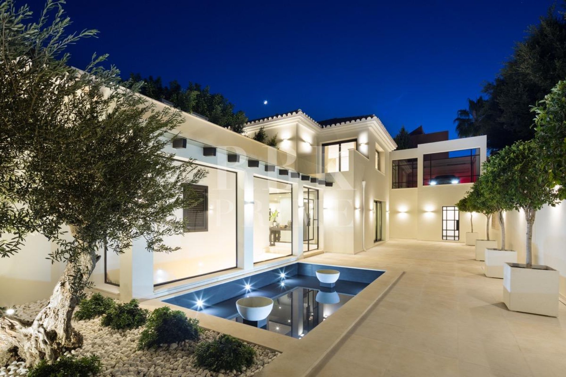 Reventa - Villa -
Malaga - Nueva Andalucía