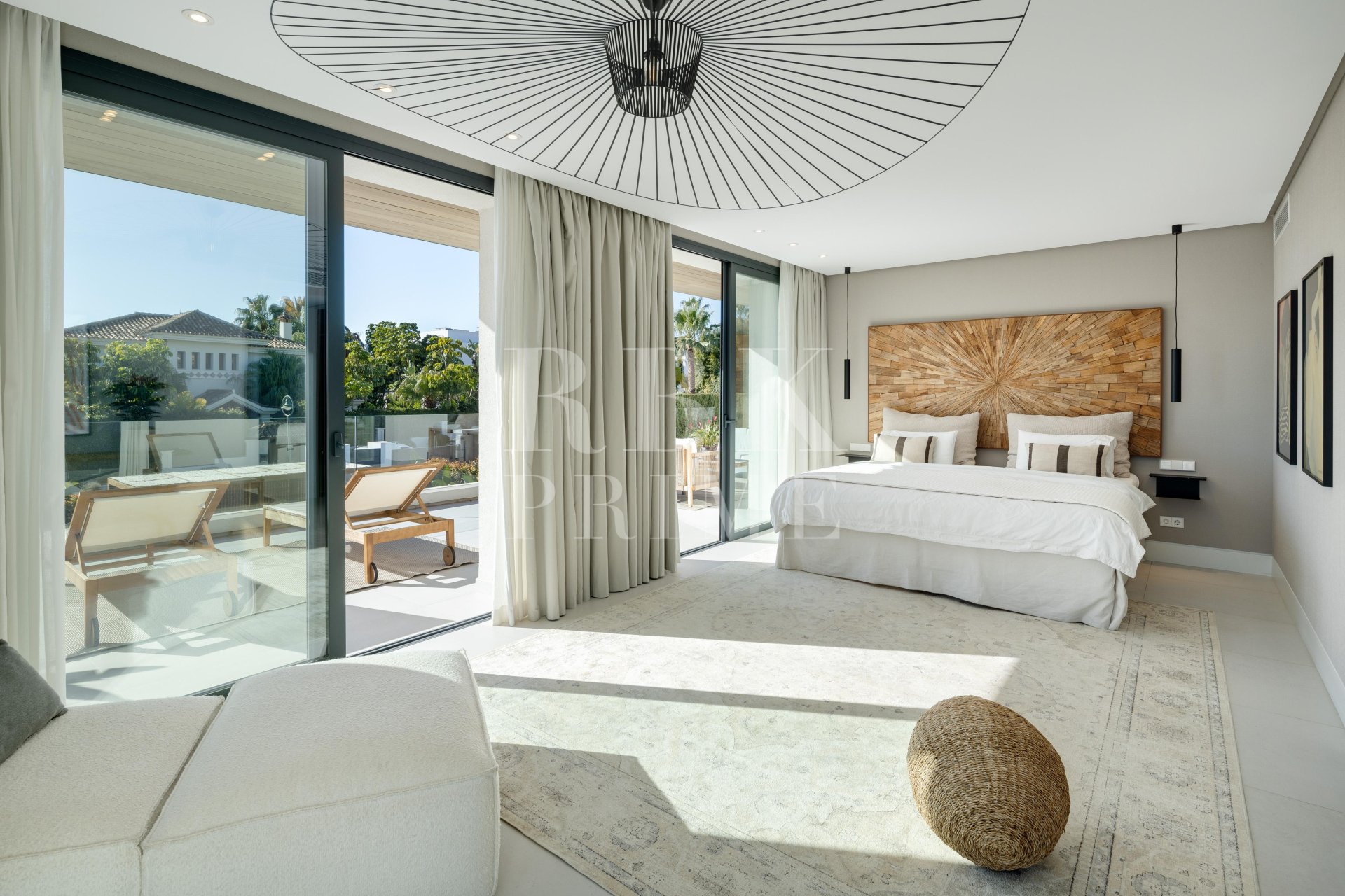 Reventa - Villa -
Malaga - Nueva Andalucía