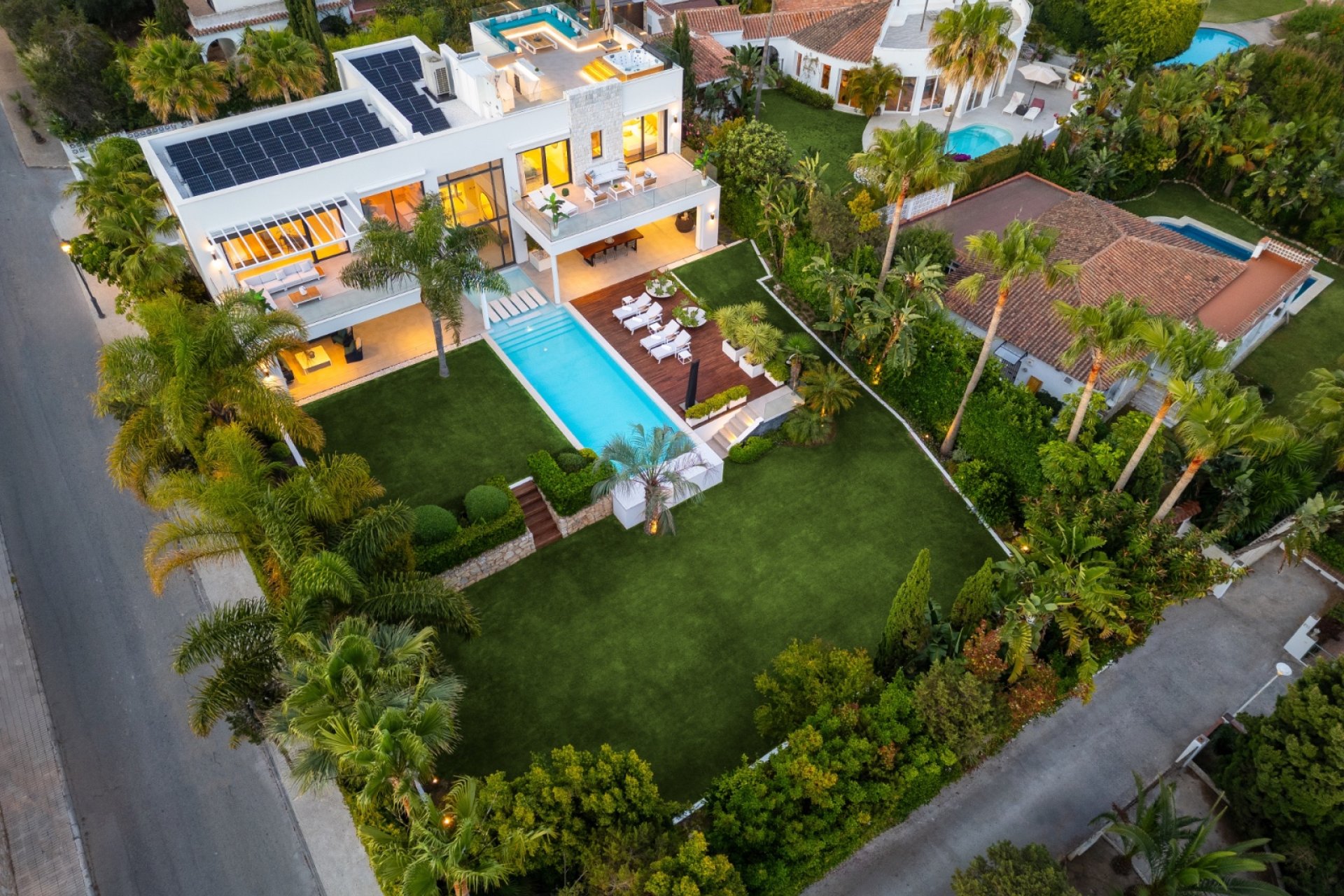 Reventa - Villa -
Marbella - East Marbella
