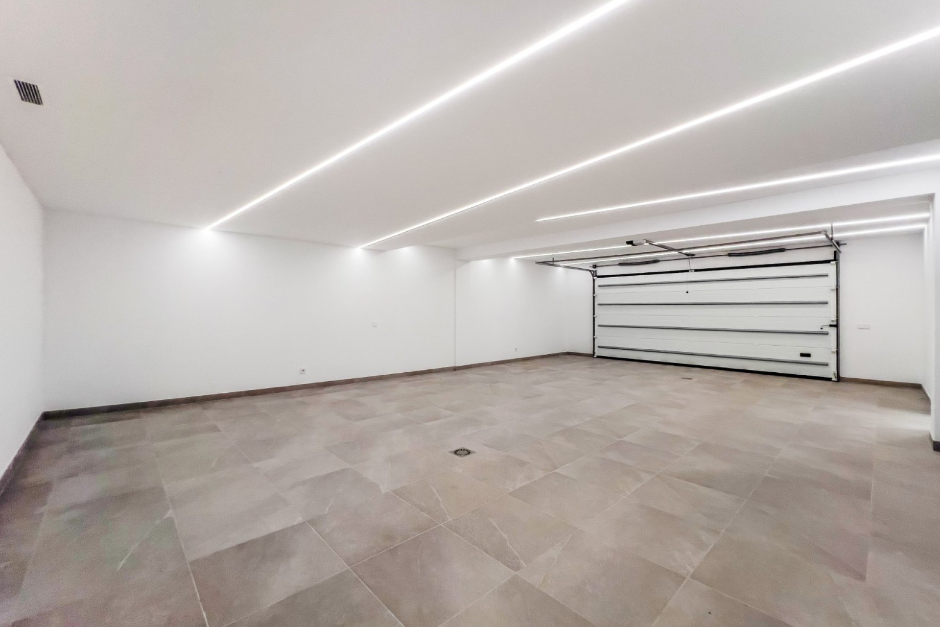 Reventa - Villa -
Marbella - Golden Mile