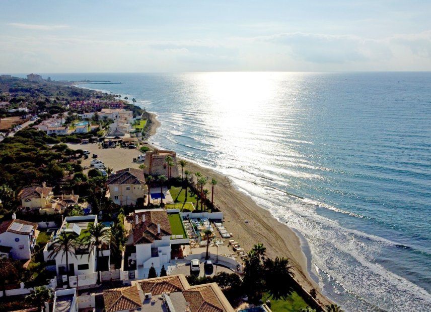 Reventa - Villa -
Marbella - Las Chapas