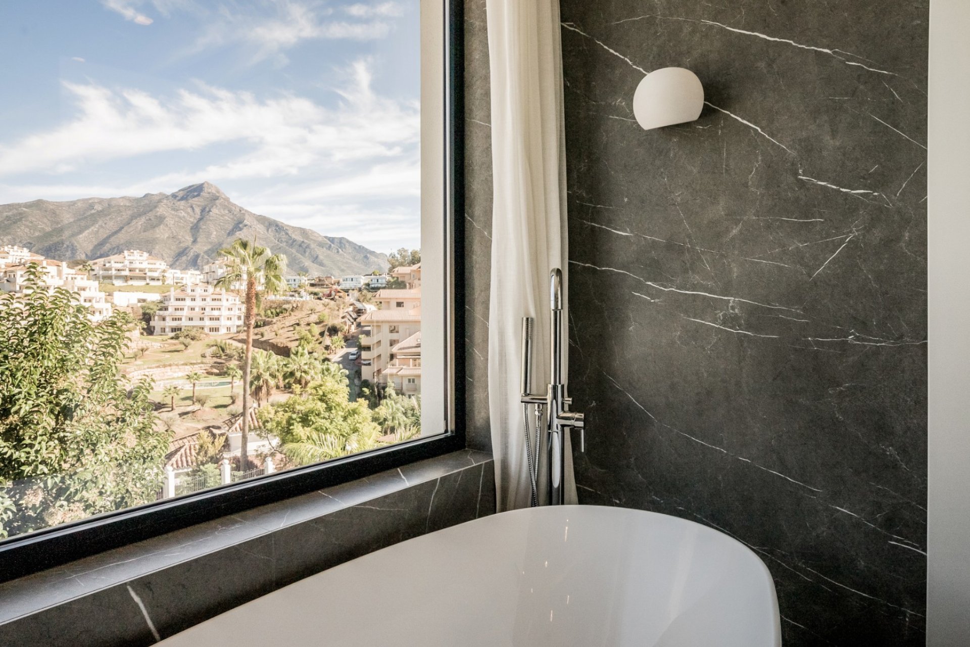 Reventa - Villa -
Marbella - Los Naranjos de Marbella