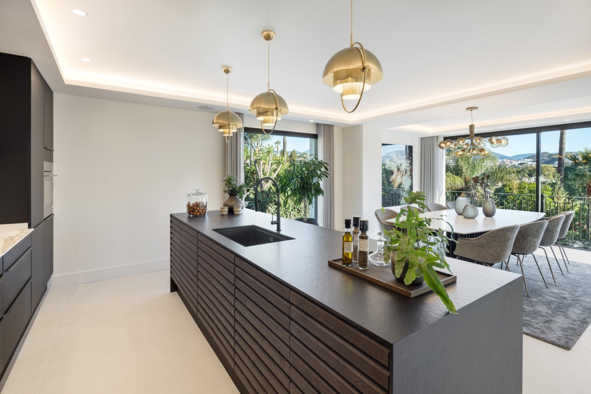 Reventa - Villa -
Marbella - Nueva Andalucía