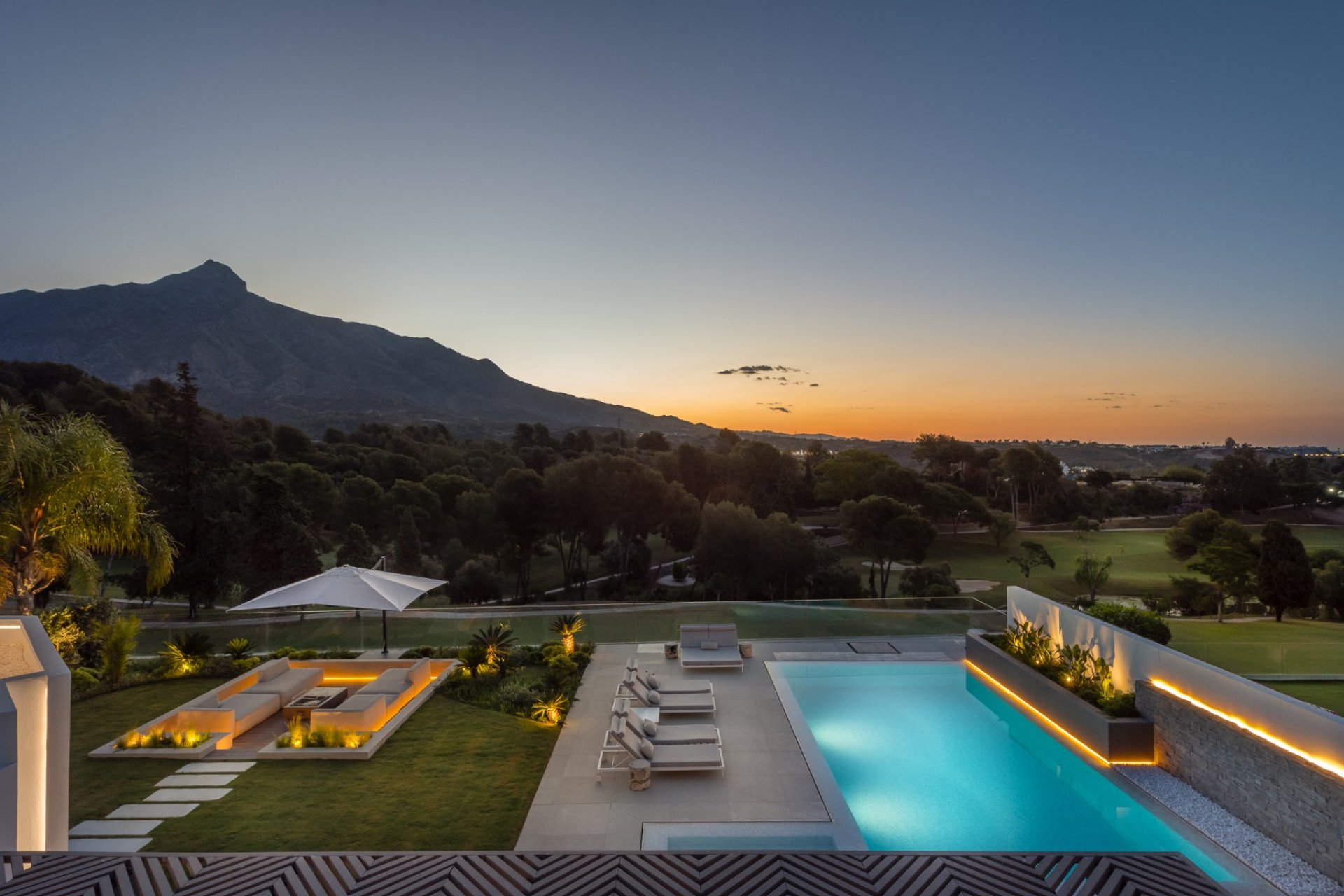 Reventa - Villa -
Marbella - Nueva Andalucía