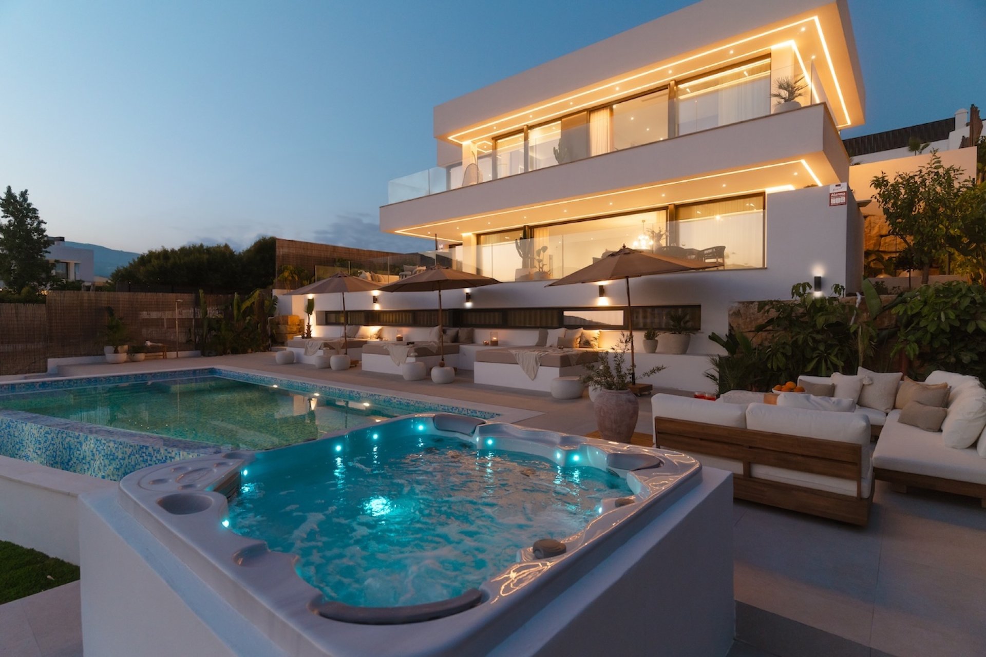 Reventa - Villa -
Marbella - Nueva Andalucía